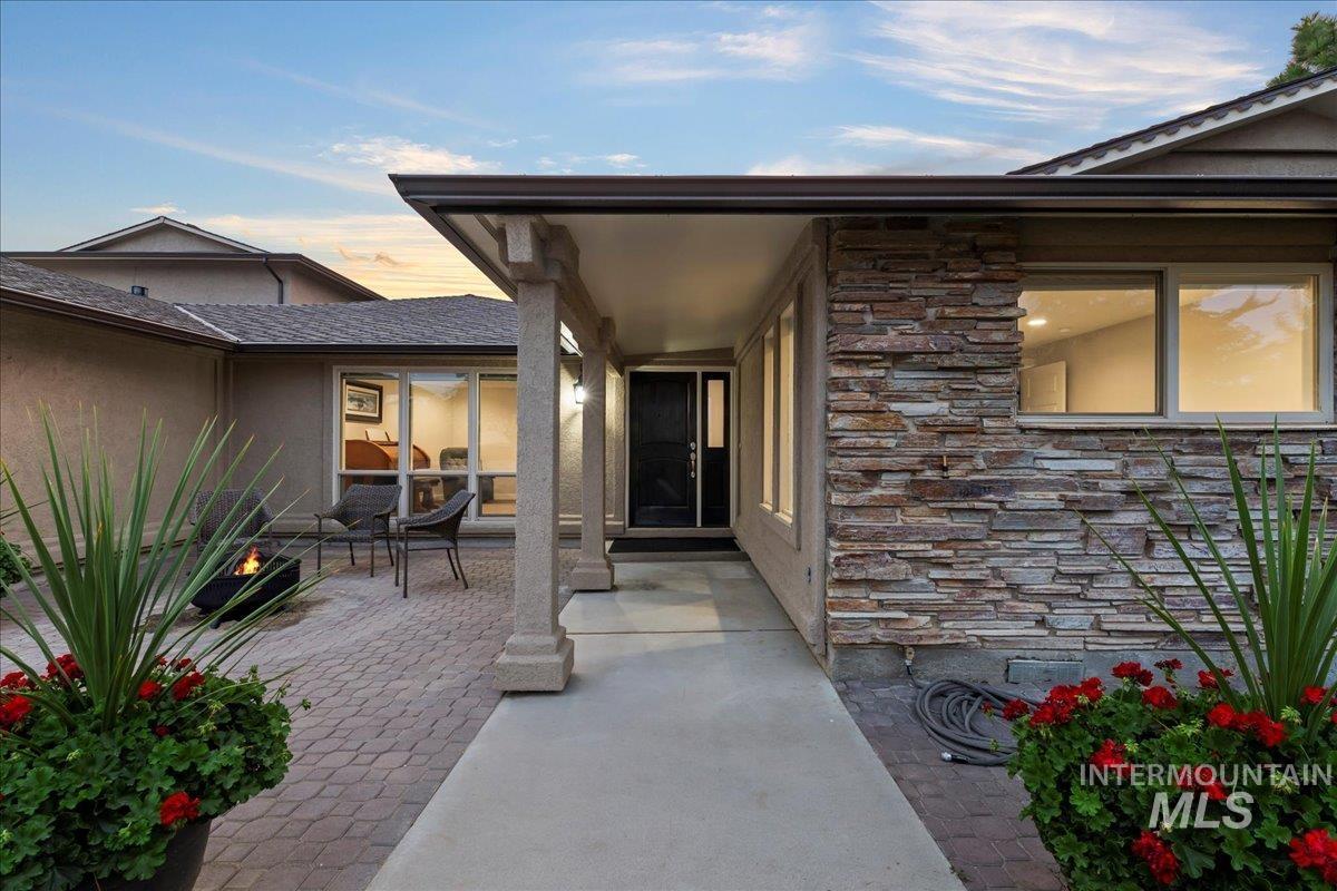 3395 S Terri Dr, Meridian, Idaho 83642-7039, 4 Bedrooms, 3 Bathrooms, Residential For Sale, Price $1,250,000, 98960336