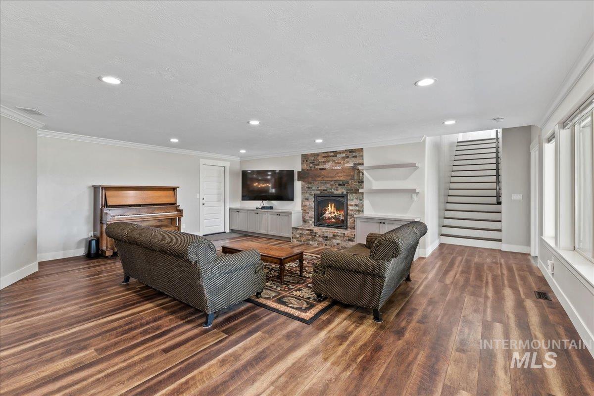 3395 S Terri Dr, Meridian, Idaho 83642-7039, 4 Bedrooms, 3 Bathrooms, Residential For Sale, Price $1,250,000, 98960336