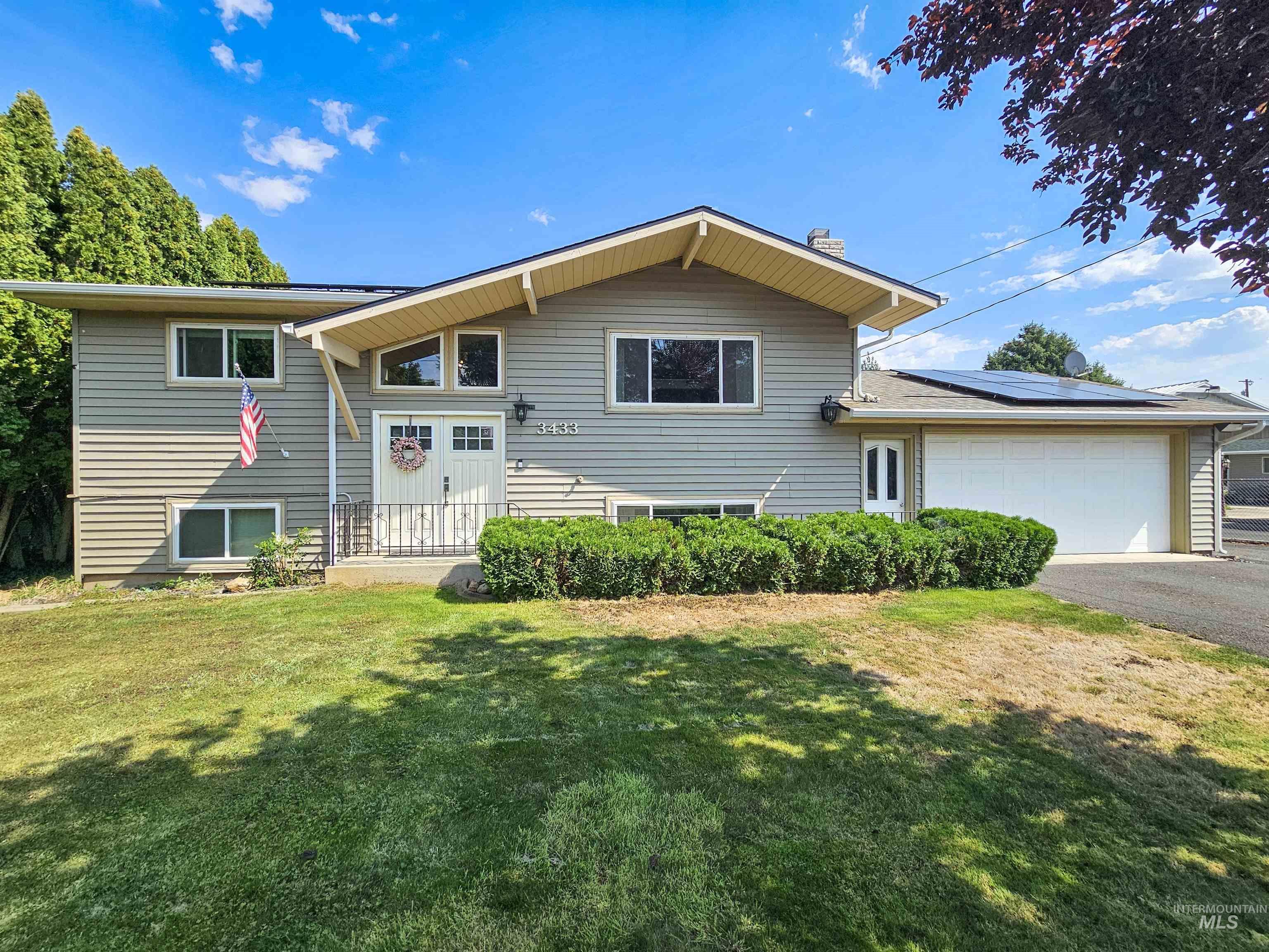 3433 7th Street, Lewiston, Idaho 83501, 3 Bedrooms, 2 Bathrooms, Residential For Sale, Price $485,000, 98960343