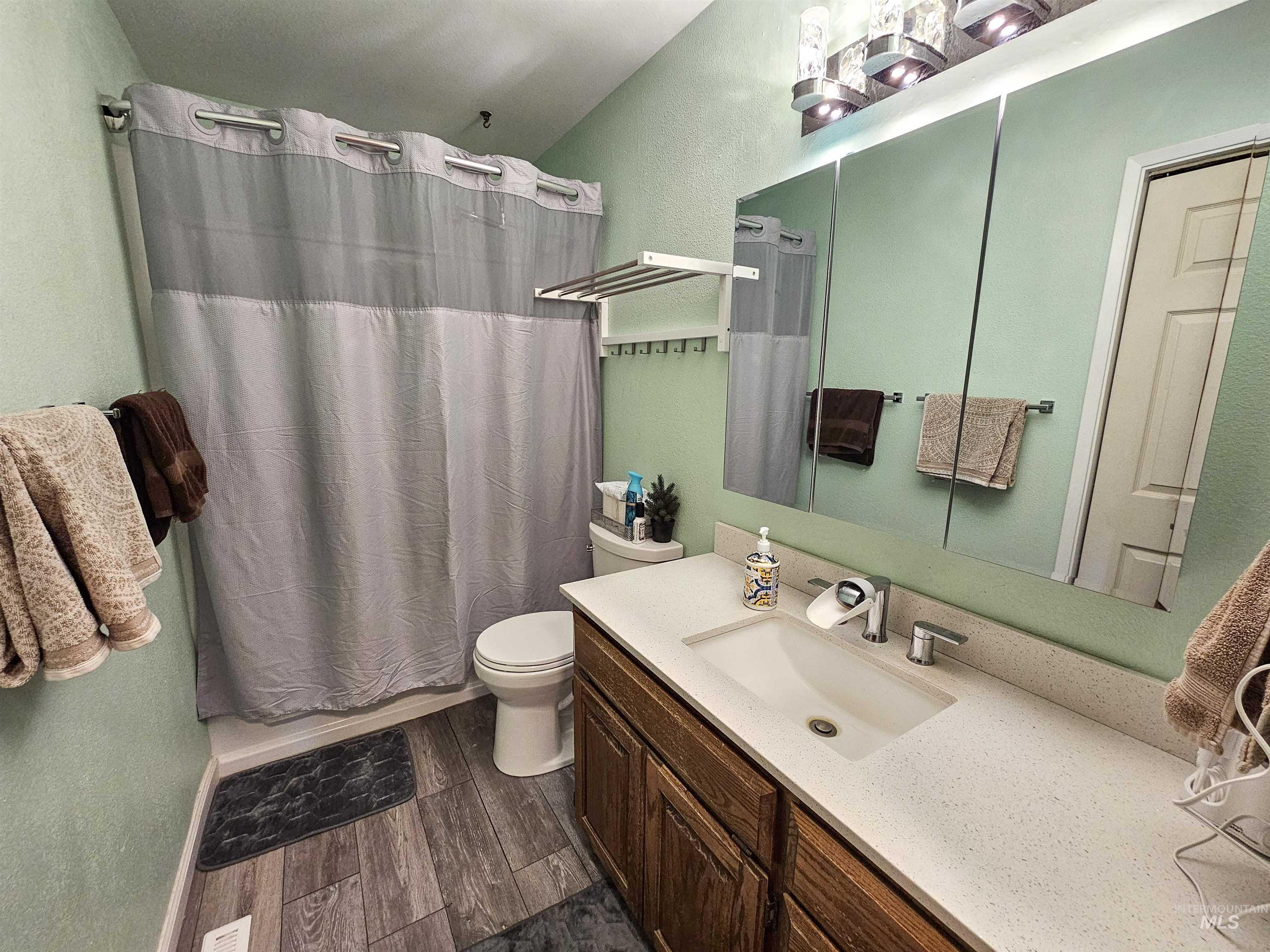 3433 7th Street, Lewiston, Idaho 83501, 3 Bedrooms, 2 Bathrooms, Residential For Sale, Price $485,000, 98960343