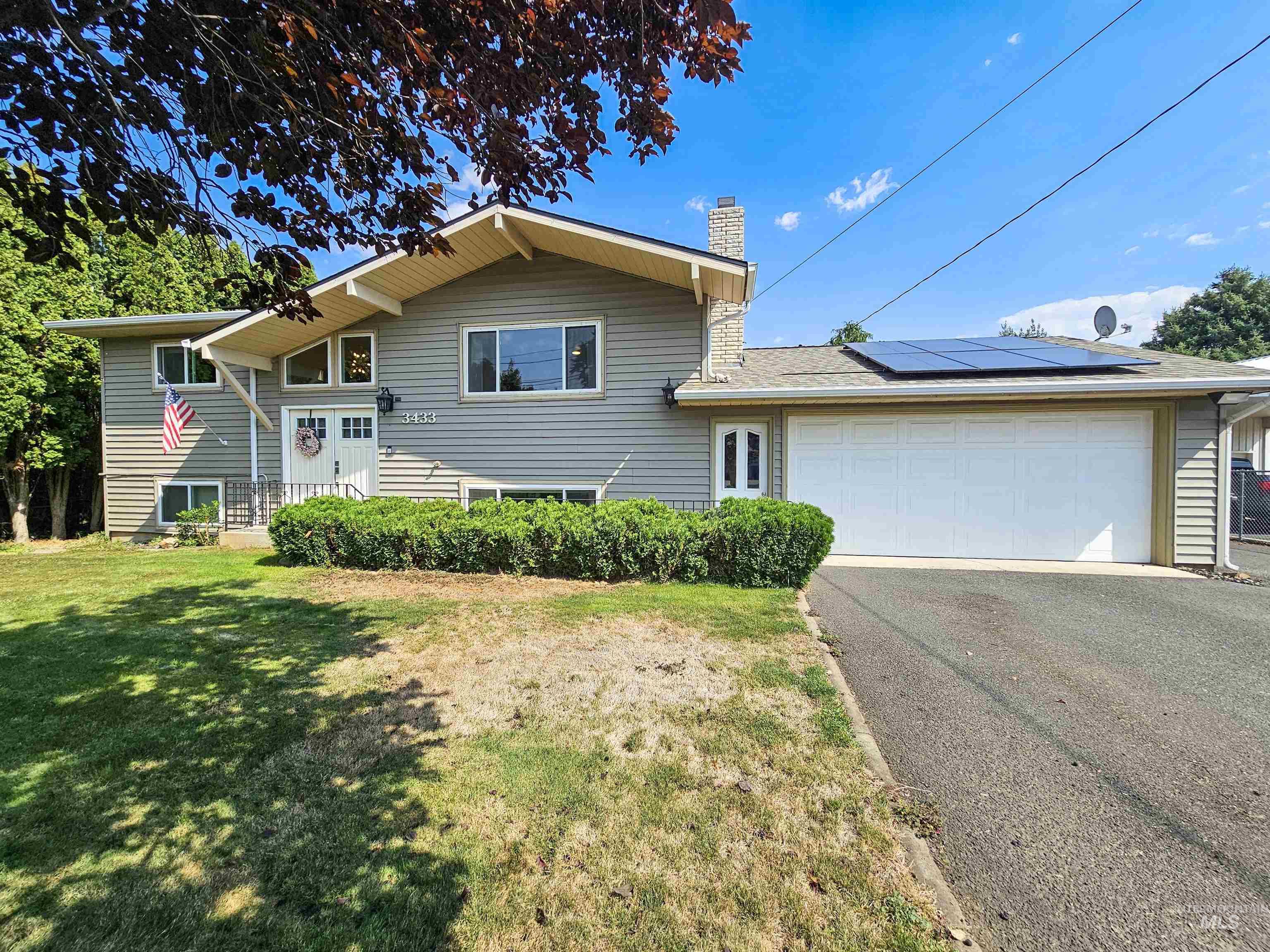 3433 7th Street, Lewiston, Idaho 83501, 3 Bedrooms, 2 Bathrooms, Residential For Sale, Price $485,000, 98960343