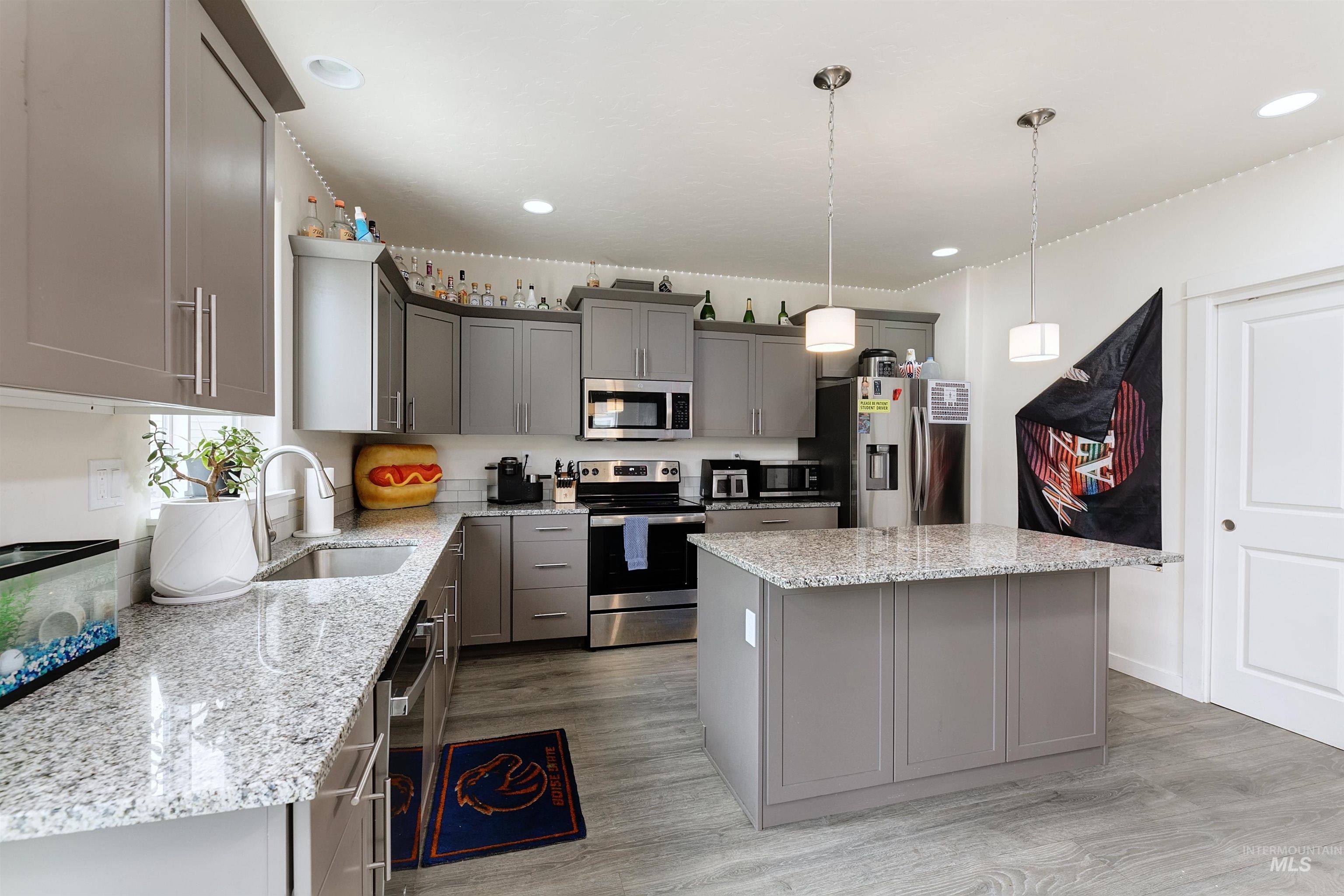1478 E Boise Ave, Boise, Idaho 83706, 5 Bedrooms, 4 Bathrooms, Residential Income For Sale, Price $724,000, 98960351
