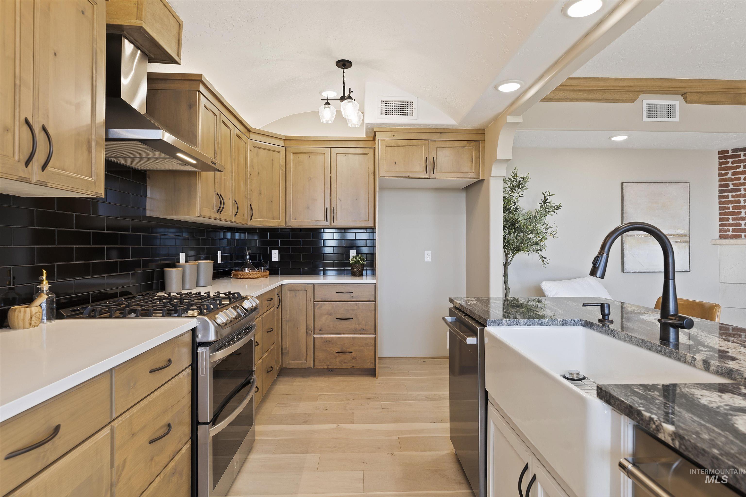 79 E Aikens Rd. Apt #203, Eagle, Idaho 83616-5962, 2 Bedrooms, 2 Bathrooms, Residential For Sale, Price $775,000, 98960361