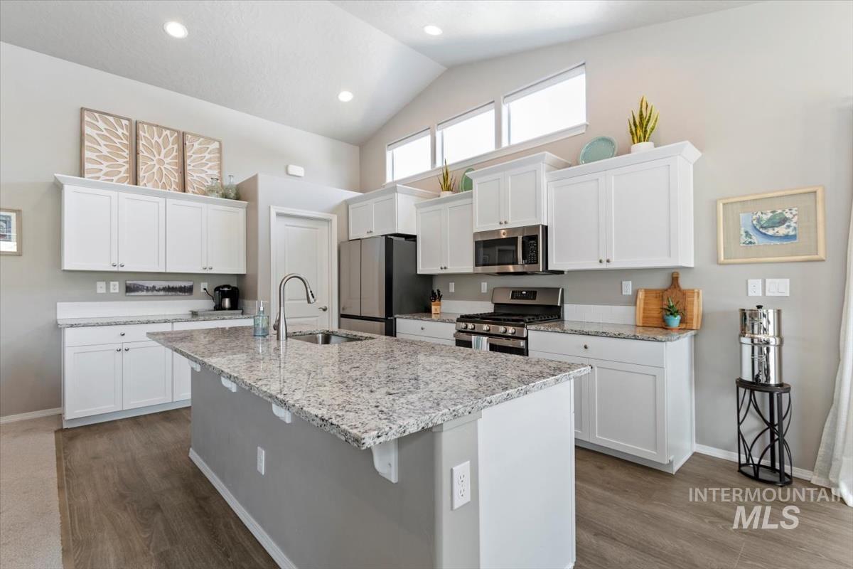 291 S Fuji Ave, Emmett, Idaho 83617, 3 Bedrooms, 2 Bathrooms, Residential For Sale, Price $449,900, 98960368