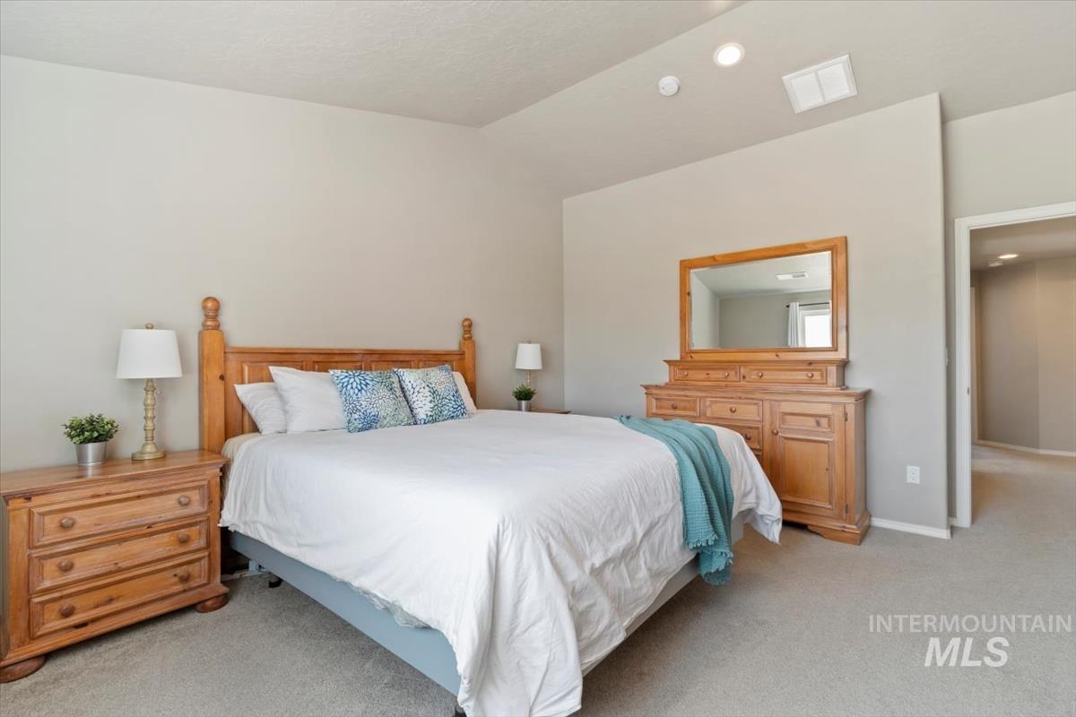291 S Fuji Ave, Emmett, Idaho 83617, 3 Bedrooms, 2 Bathrooms, Residential For Sale, Price $449,900, 98960368