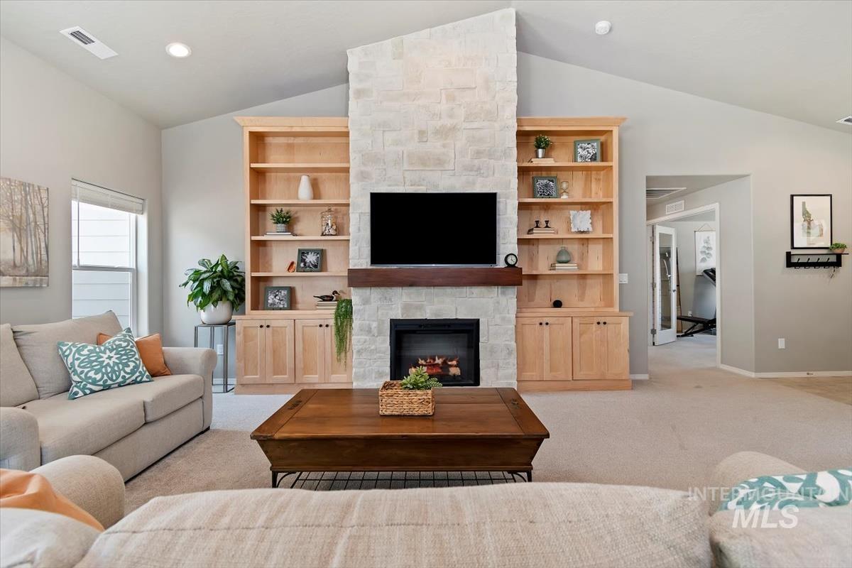 291 S Fuji Ave, Emmett, Idaho 83617, 3 Bedrooms, 2 Bathrooms, Residential For Sale, Price $449,900, 98960368