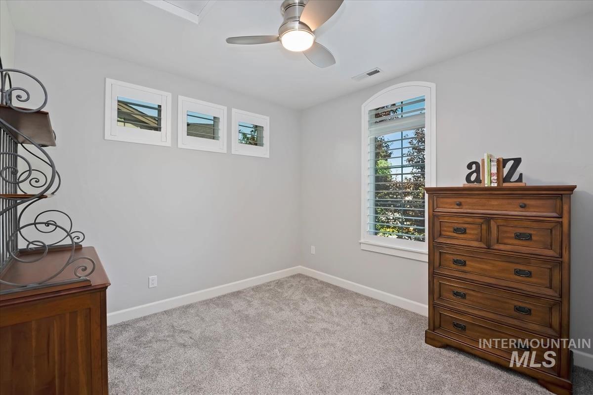 5033 E Woodcarver, Boise, Idaho 83716, 4 Bedrooms, 3 Bathrooms, Residential For Sale, Price $849,900, 98960372