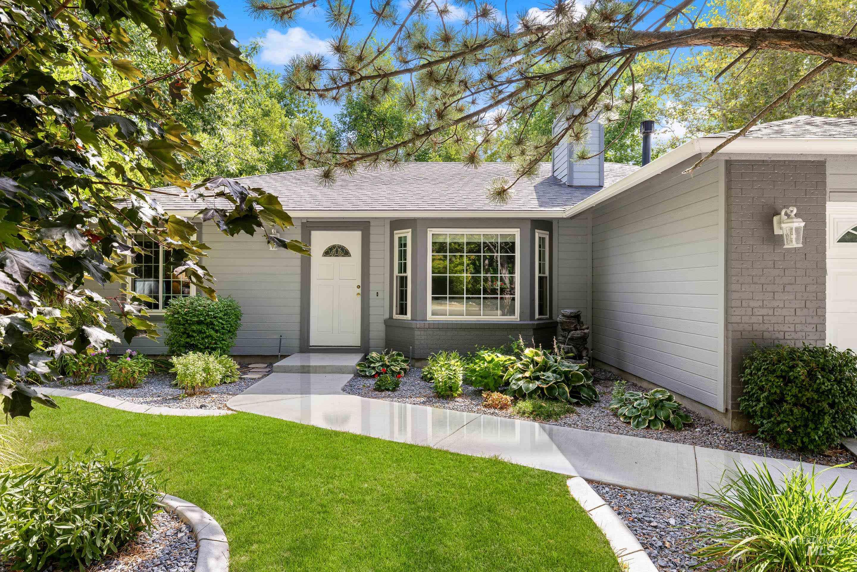 4126 S Iriondo Way, Boise, Idaho 83706, 3 Bedrooms, 2 Bathrooms, Residential For Sale, Price $499,900, 98960374
