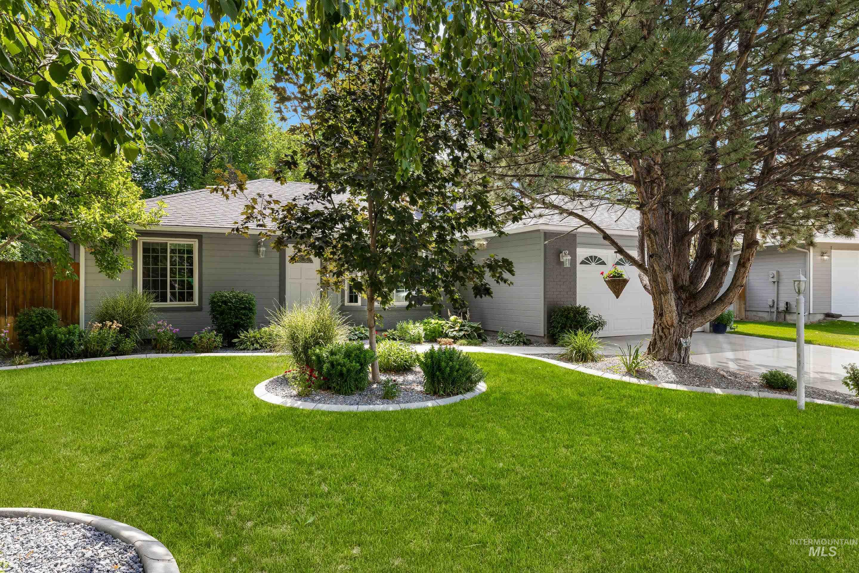 4126 S Iriondo Way, Boise, Idaho 83706, 3 Bedrooms, 2 Bathrooms, Residential For Sale, Price $499,900, 98960374
