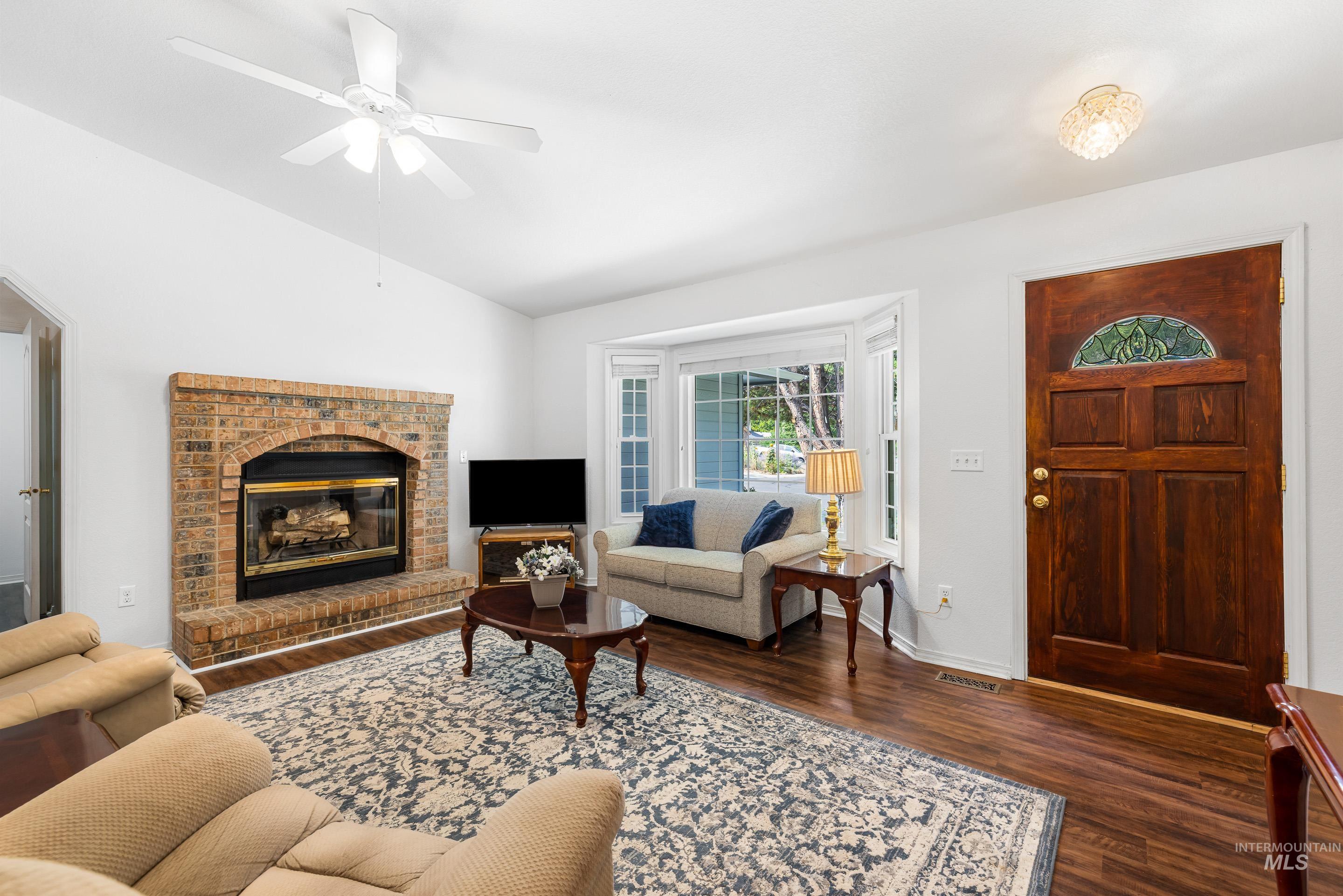 4126 S Iriondo Way, Boise, Idaho 83706, 3 Bedrooms, 2 Bathrooms, Residential For Sale, Price $499,900, 98960374