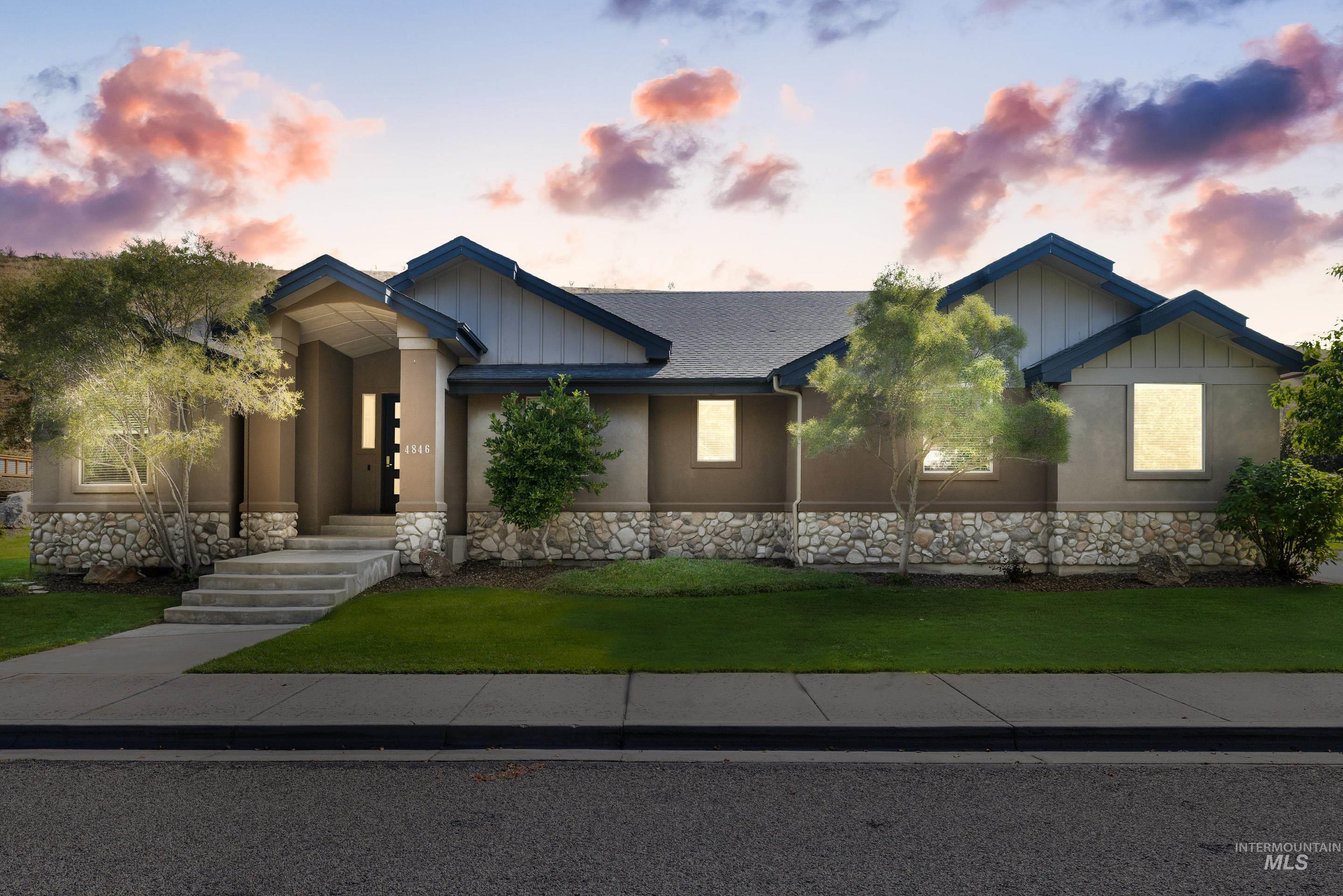 4846 N Arrow Villa Way, Boise, Idaho 83703, 3 Bedrooms, 2 Bathrooms, Residential For Sale, Price $925,000, 98960382