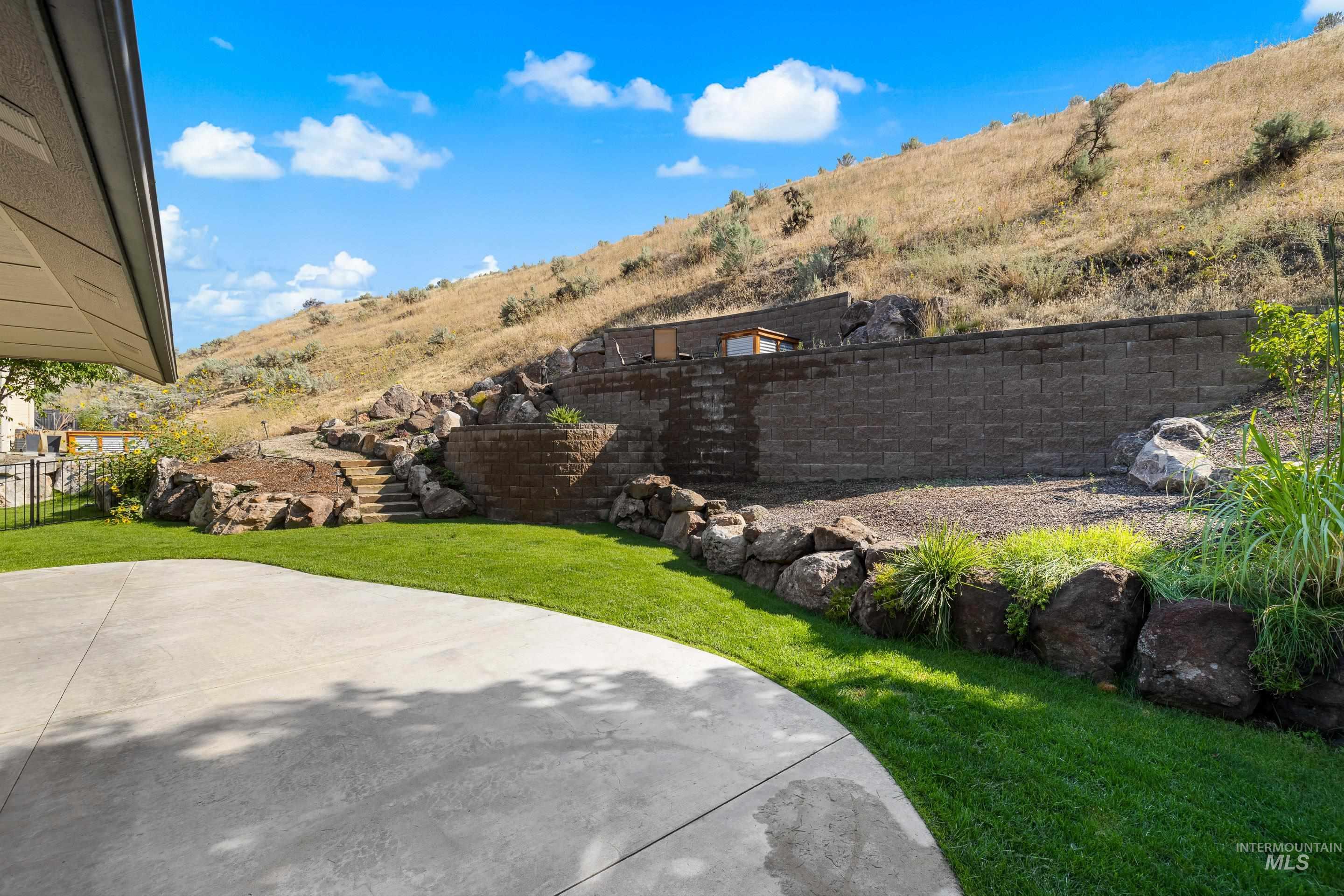 4846 N Arrow Villa Way, Boise, Idaho 83703, 3 Bedrooms, 2 Bathrooms, Residential For Sale, Price $925,000, 98960382