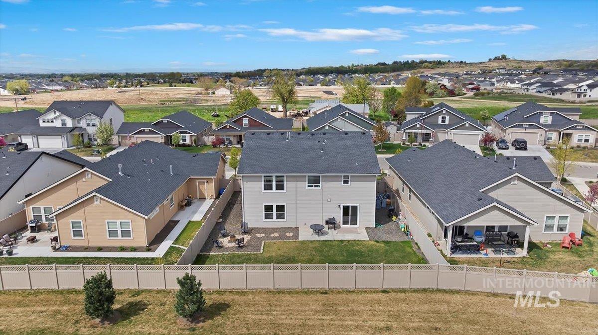 3074 N Greengate Way, Star, Idaho 83669, 5 Bedrooms, 4 Bathrooms, Residential For Sale, Price $610,000, 98960386