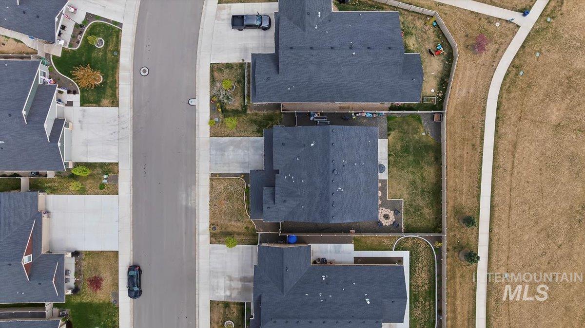 3074 N Greengate Way, Star, Idaho 83669, 5 Bedrooms, 4 Bathrooms, Residential For Sale, Price $610,000, 98960386