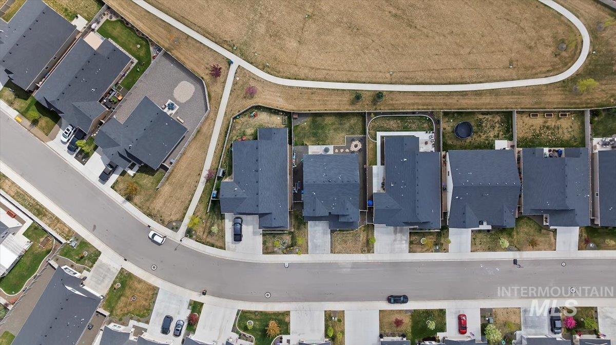 3074 N Greengate Way, Star, Idaho 83669, 5 Bedrooms, 4 Bathrooms, Residential For Sale, Price $610,000, 98960386