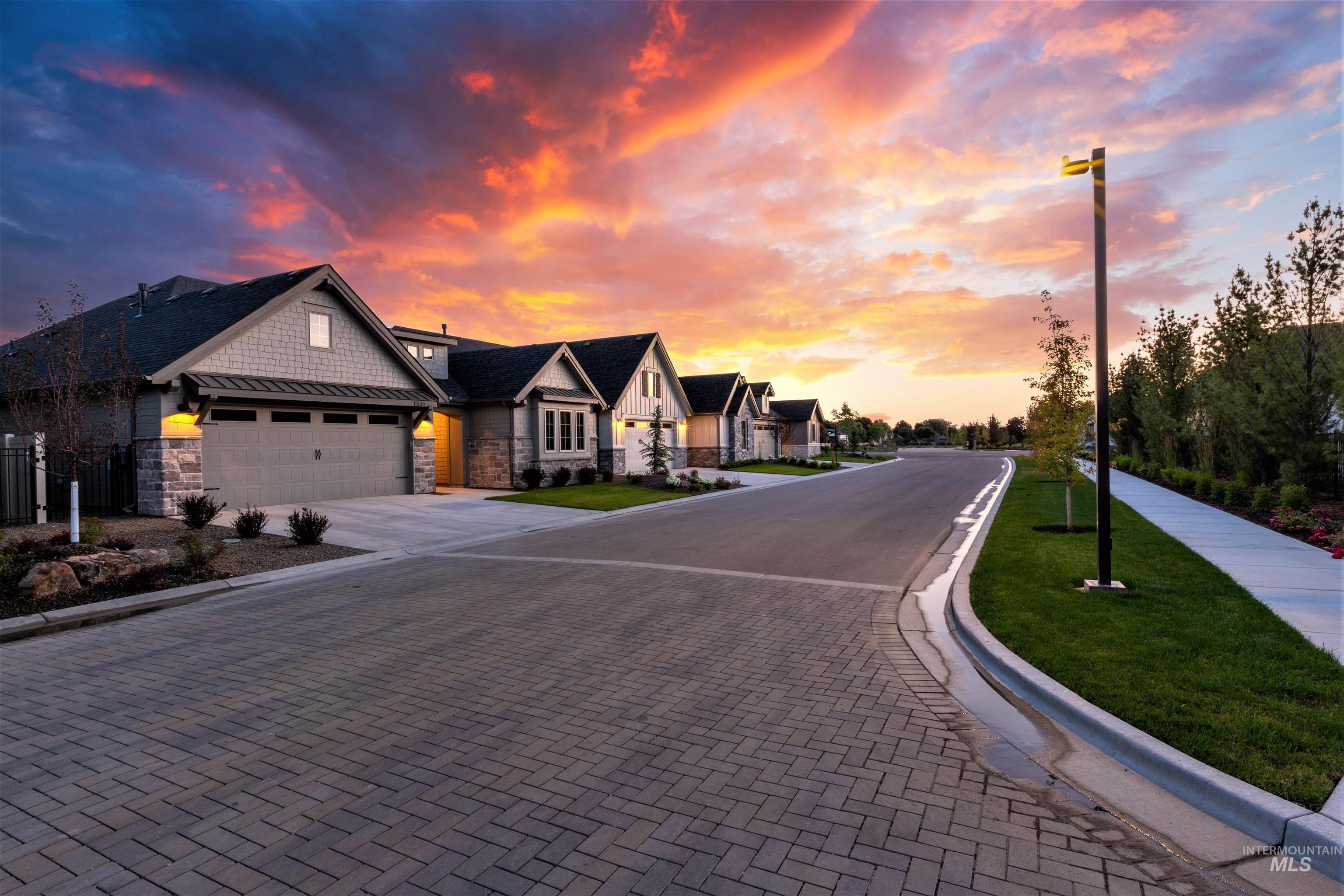 175 N Shady Tree Ln, Eagle, Idaho 83616, 4 Bedrooms, 3 Bathrooms, Residential For Sale, Price $799,800, 98960393