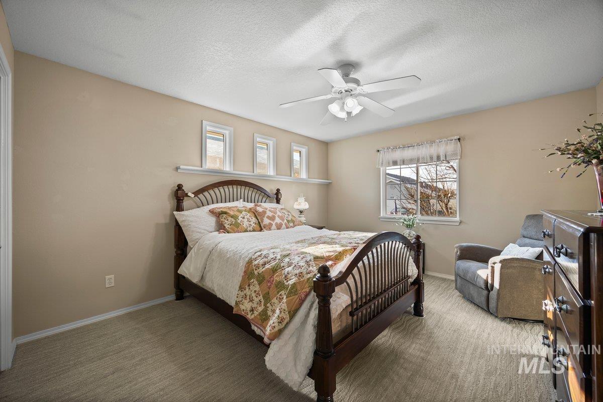 832 N Bristol St, Nampa, Idaho 83651, 3 Bedrooms, 2 Bathrooms, Residential For Sale, Price $334,900, 98960398
