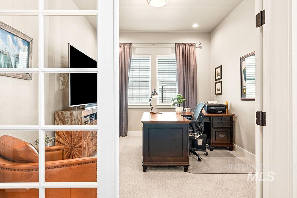 6087 S Pioneer Trail Way, Meridian, Idaho 83642, 3 Bedrooms, 2.5 Bathrooms, Residential For Sale, Price $799,900, 98960399