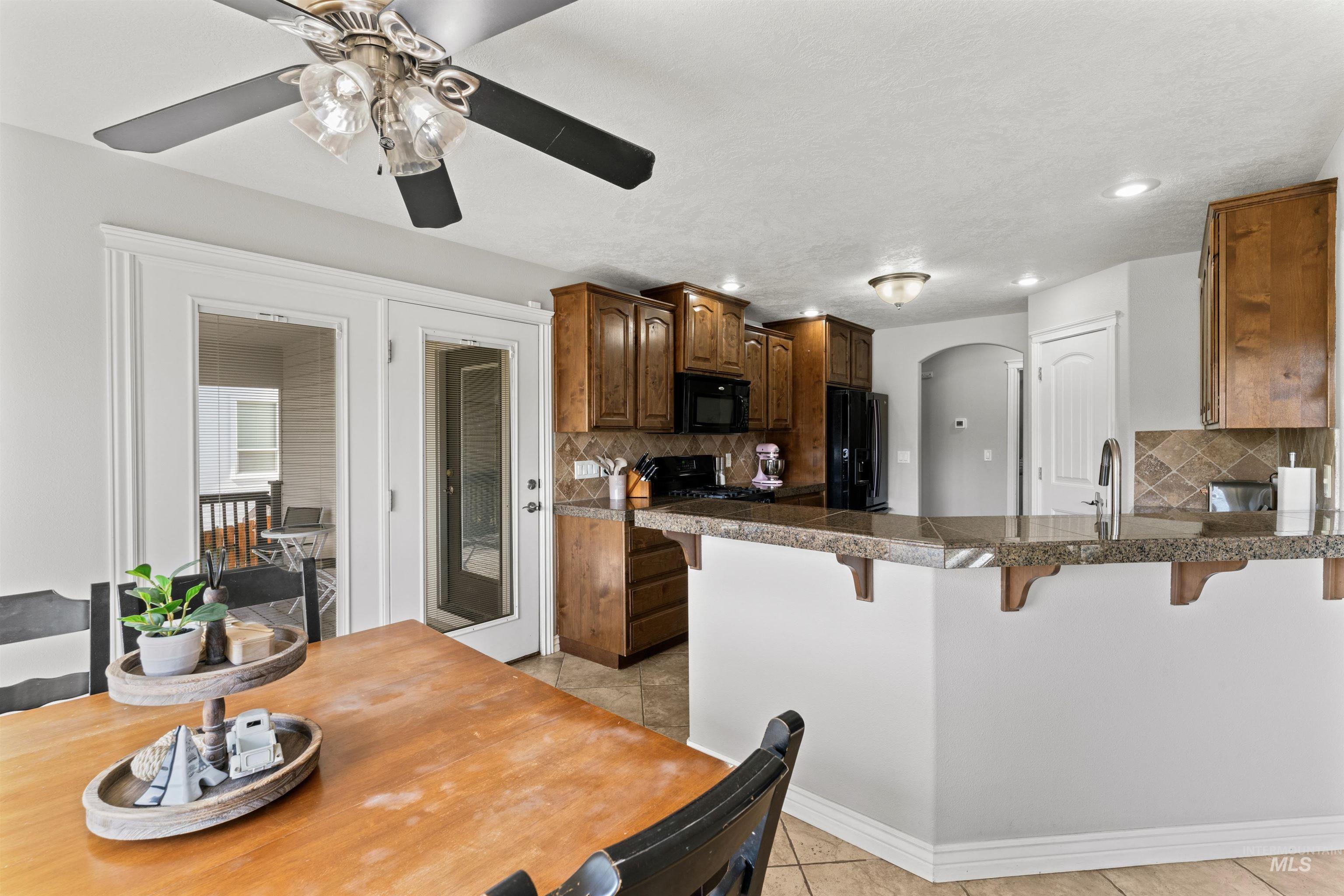 2935 S Skyview Drive, Nampa, Idaho 83686, 5 Bedrooms, 4 Bathrooms, Residential For Sale, Price $575,000, 98960402