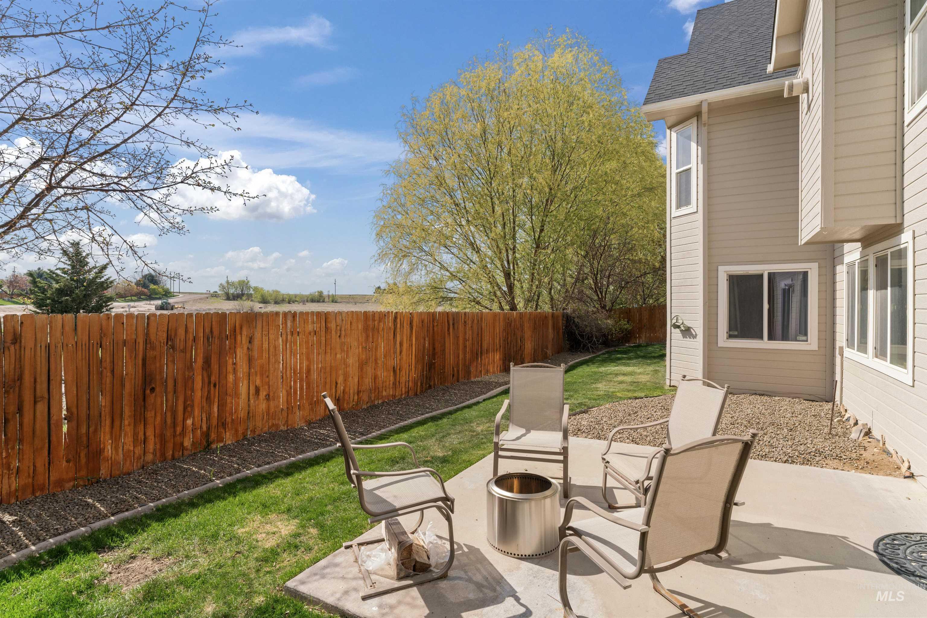 2935 S Skyview Drive, Nampa, Idaho 83686, 5 Bedrooms, 4 Bathrooms, Residential For Sale, Price $575,000, 98960402