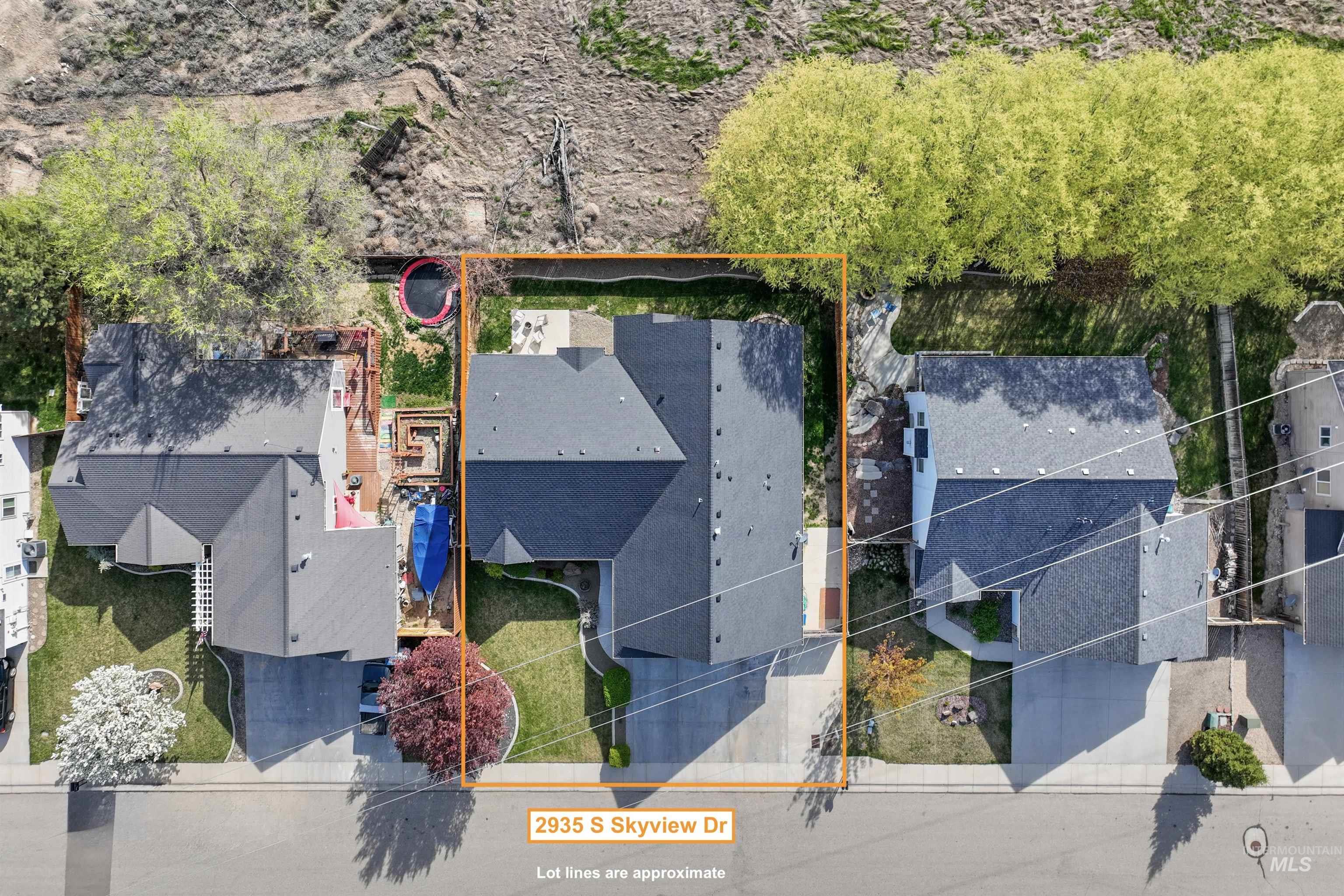 2935 S Skyview Drive, Nampa, Idaho 83686, 5 Bedrooms, 4 Bathrooms, Residential For Sale, Price $575,000, 98960402