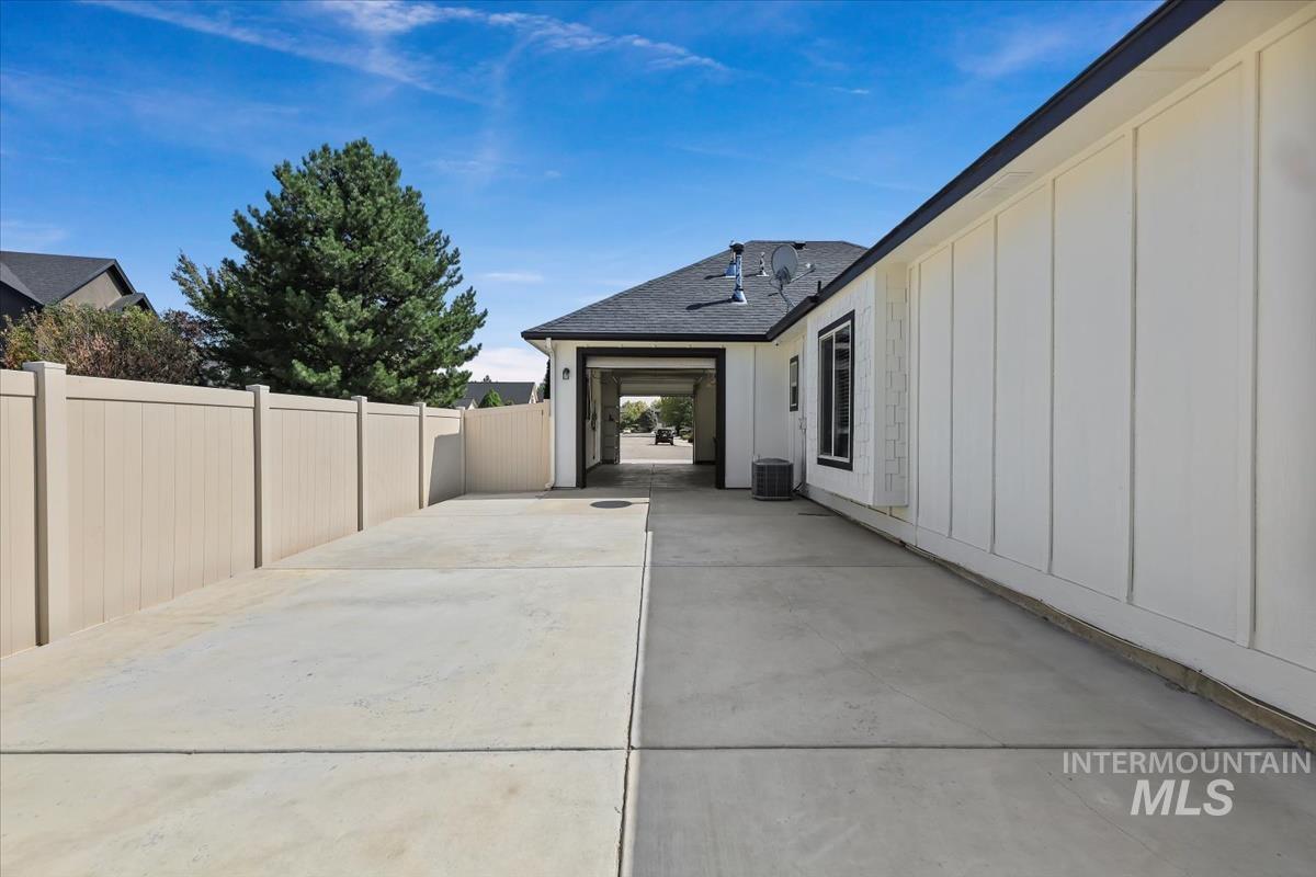 11771 W Abram Ct., Boise, Idaho 83713, 3 Bedrooms, 2 Bathrooms, Residential For Sale, Price $595,000, 98960404