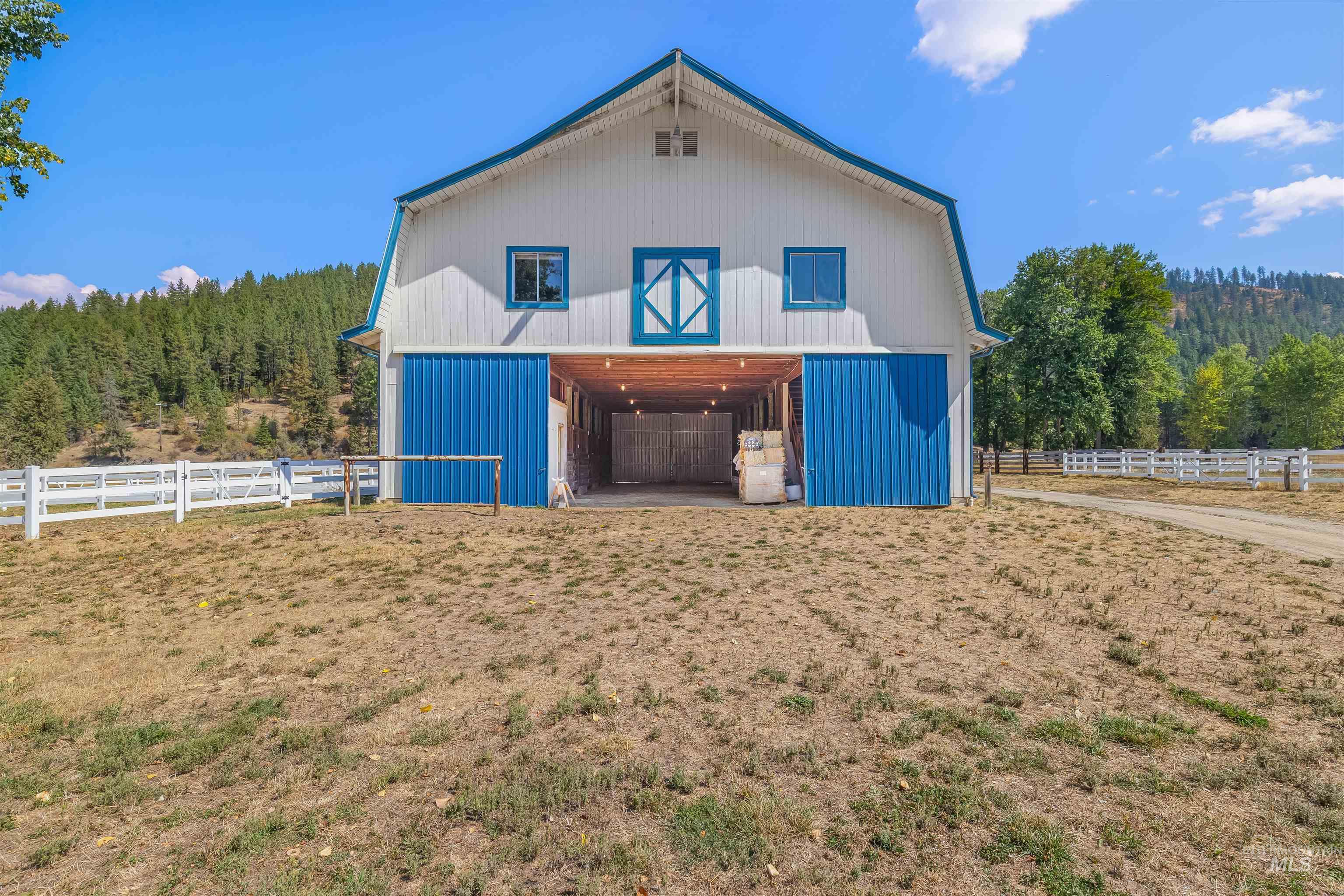 17778 E Canary Creek Rd, Cataldo, Idaho 83810, 4 Bedrooms, 3 Bathrooms, Farm & Ranch For Sale, Price $1,425,000, 98960410