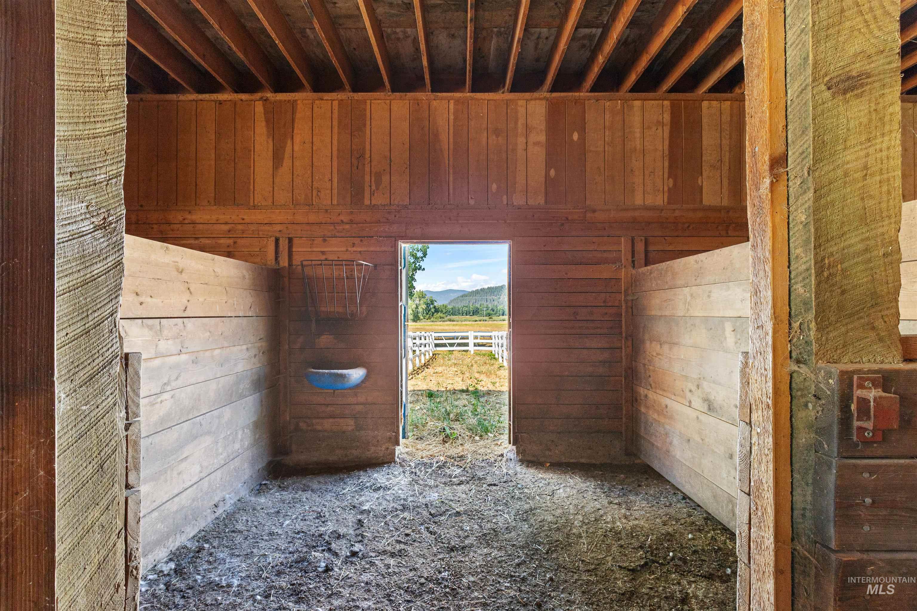 17778 E Canary Creek Rd, Cataldo, Idaho 83810, 4 Bedrooms, 3 Bathrooms, Farm & Ranch For Sale, Price $1,425,000, 98960410