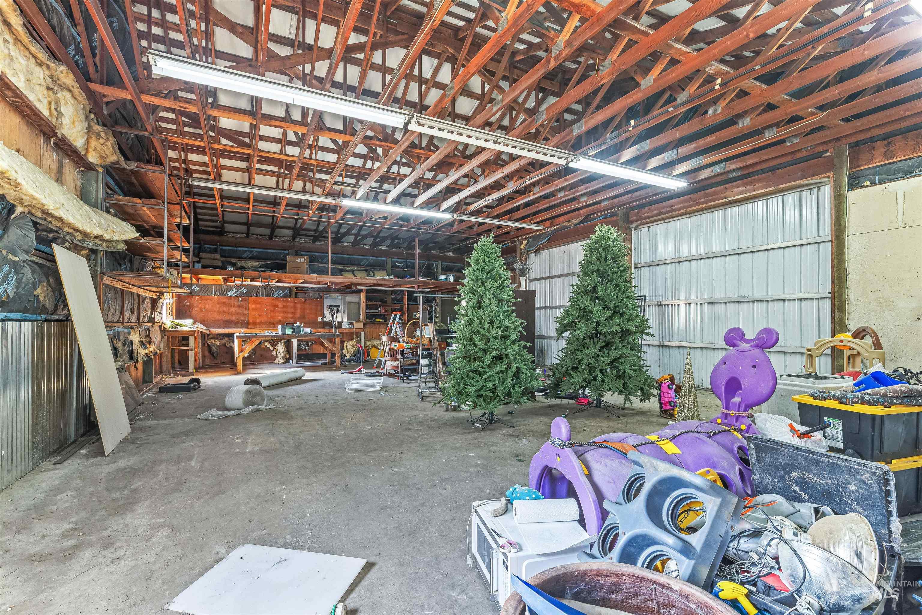 17778 E Canary Creek Rd, Cataldo, Idaho 83810, 4 Bedrooms, 3 Bathrooms, Farm & Ranch For Sale, Price $1,425,000, 98960410