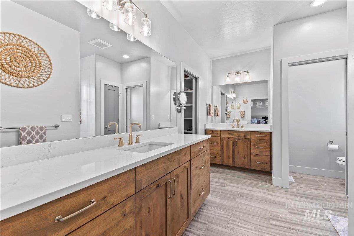 1311 N Parkshire Way, Meridian, Idaho 83642, 3 Bedrooms, 2 Bathrooms, Residential For Sale, Price $599,900, 98960411
