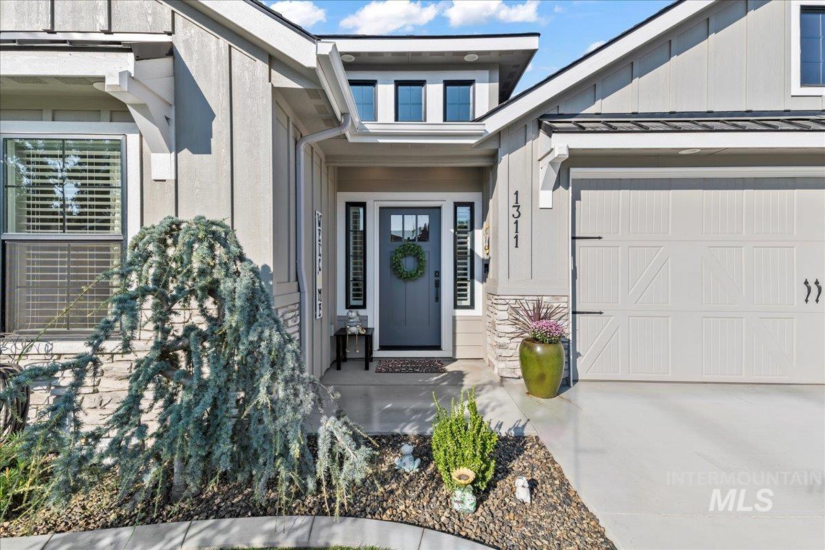 1311 N Parkshire Way, Meridian, Idaho 83642, 3 Bedrooms, 2 Bathrooms, Residential For Sale, Price $599,900, 98960411