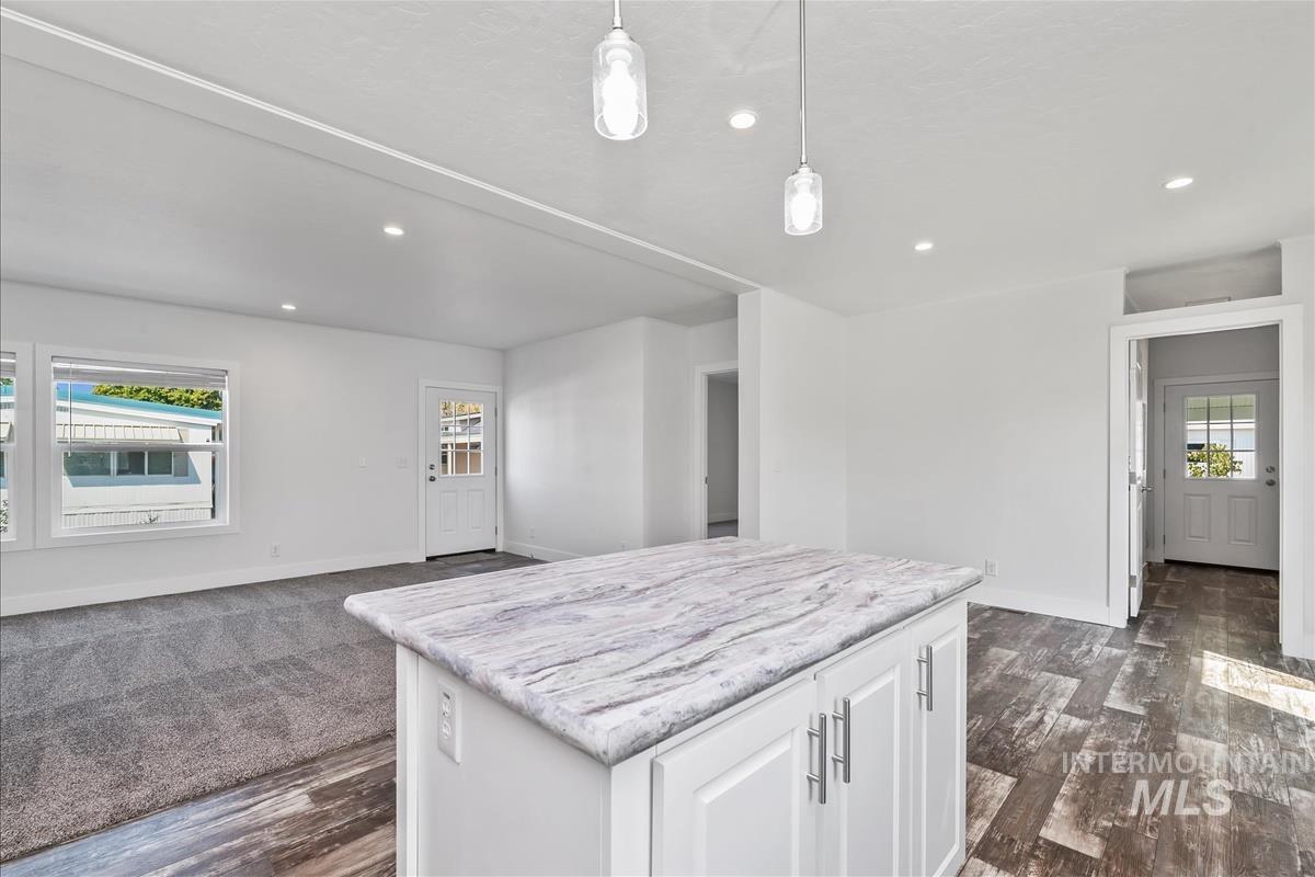 914 N Midland Blvd, Nampa, Idaho 83651, 3 Bedrooms, 2 Bathrooms, Residential For Sale, Price $194,500, 98960430