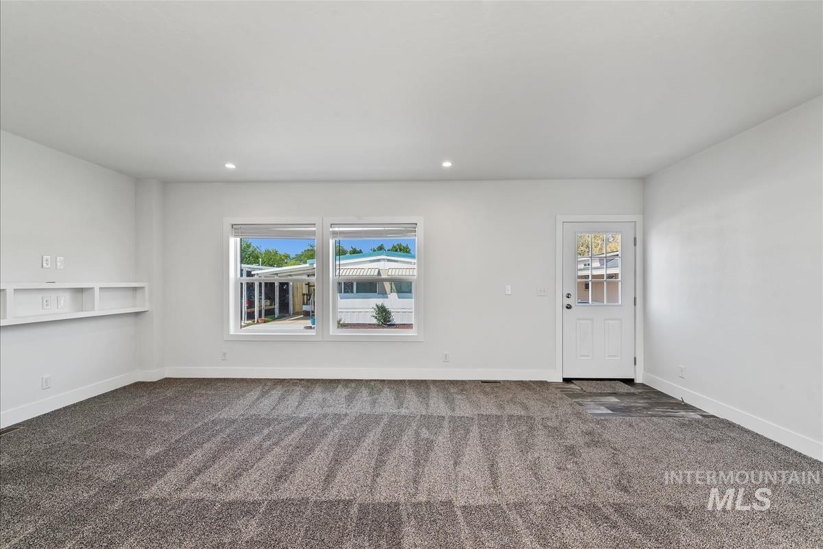 914 N Midland Blvd, Nampa, Idaho 83651, 3 Bedrooms, 2 Bathrooms, Residential For Sale, Price $194,500, 98960430