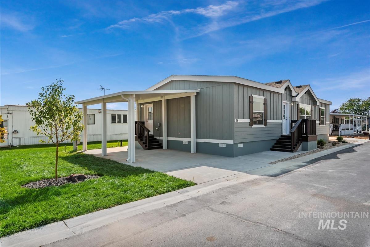 914 N Midland Blvd, Nampa, Idaho 83651, 3 Bedrooms, 2 Bathrooms, Residential For Sale, Price $194,500, 98960430