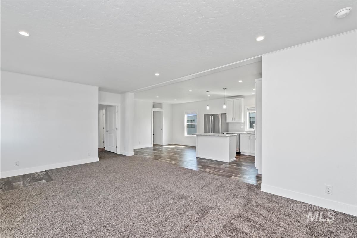 914 N Midland Blvd, Nampa, Idaho 83651, 3 Bedrooms, 2 Bathrooms, Residential For Sale, Price $194,500, 98960430