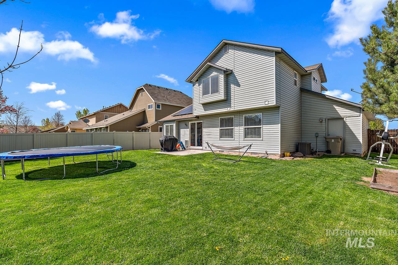 17634 Monarch Way, Nampa, Idaho 83687, 4 Bedrooms, 2.5 Bathrooms, Residential For Sale, Price $389,900, 98960432