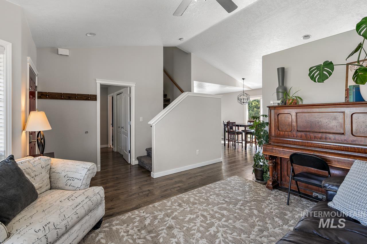 17634 Monarch Way, Nampa, Idaho 83687, 4 Bedrooms, 2.5 Bathrooms, Residential For Sale, Price $389,900, 98960432