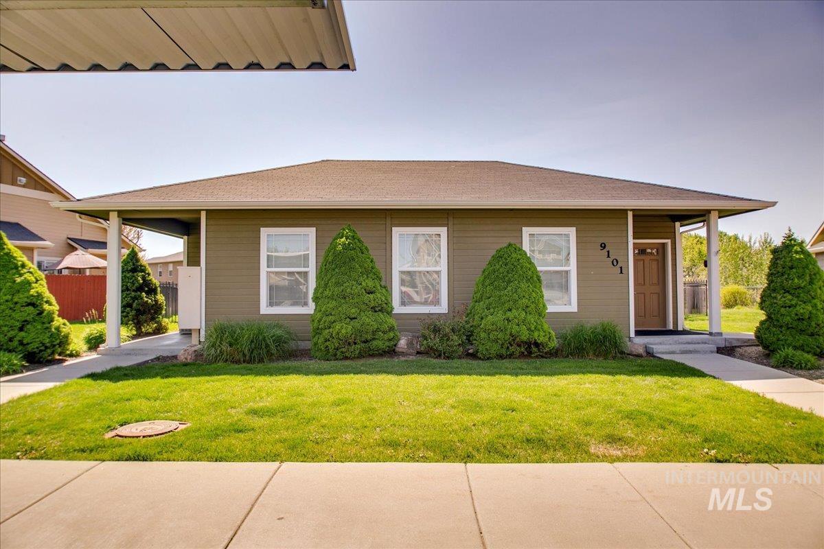 Community Clubhouse is just a short walk from the condo unit!