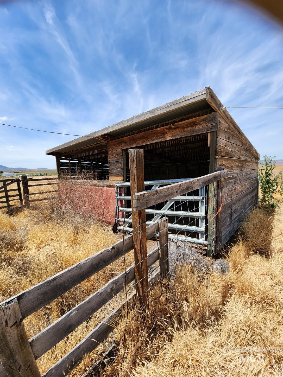 2712 13th Avenue, Jamieson, Oregon 97909, 3 Bedrooms, 1.5 Bathrooms, Farm & Ranch For Sale, Price $299,000, 98960533