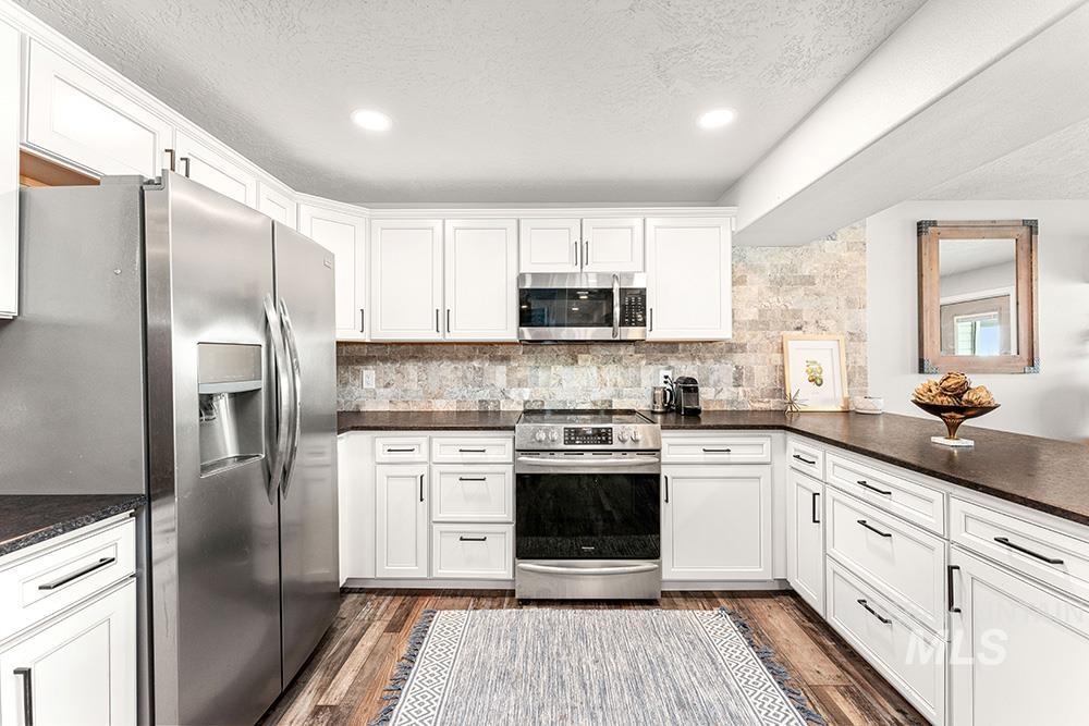 24542 Kenridge Rd, Caldwell, Idaho 83607, 6 Bedrooms, 4.5 Bathrooms, Residential For Sale, Price $1,299,000, 98960536