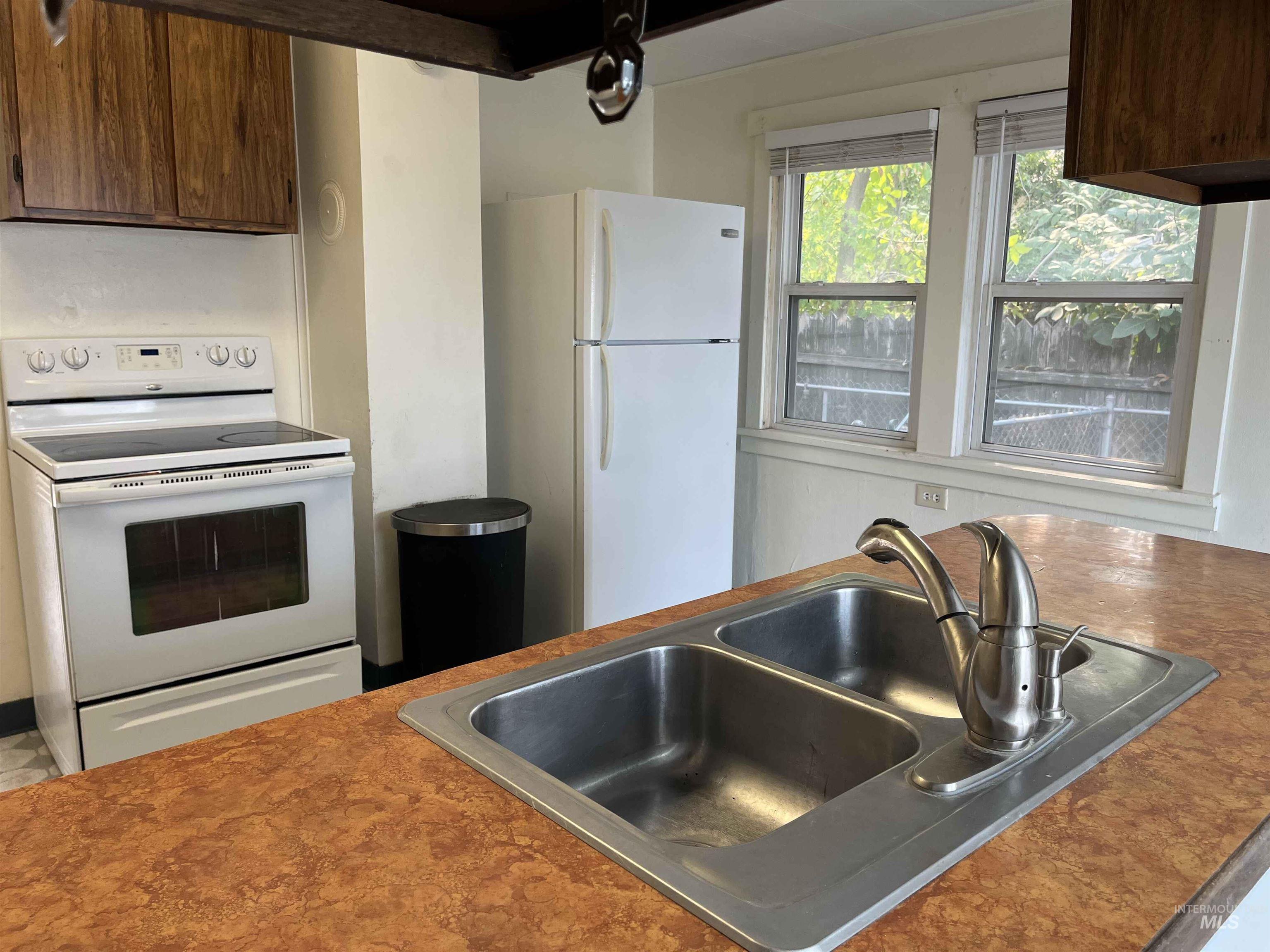 628 3rd Street, Clarkston, Washington 99403, 2 Bedrooms, 1 Bathroom, Residential For Sale, Price $240,000, 98960554
