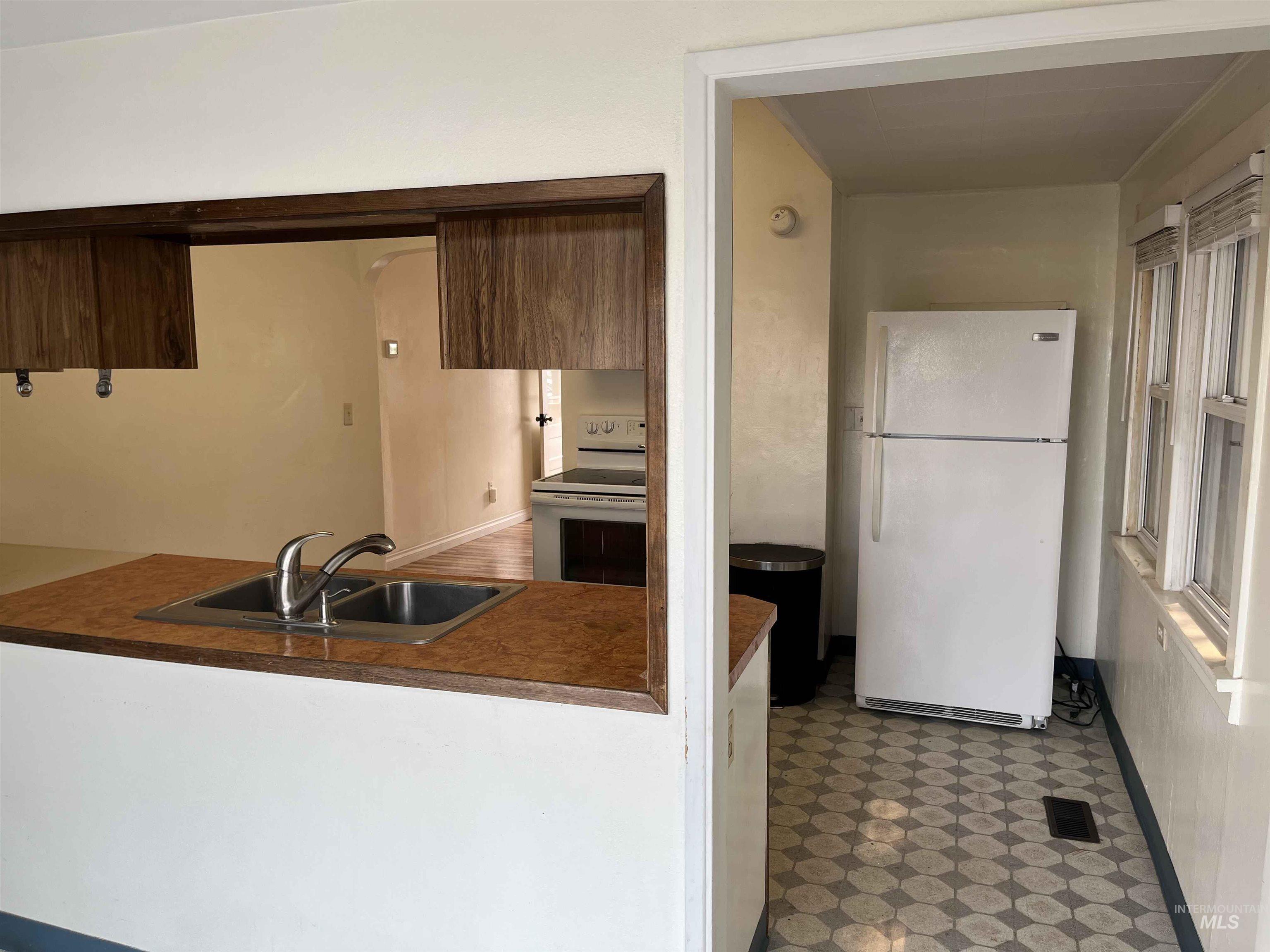 628 3rd Street, Clarkston, Washington 99403, 2 Bedrooms, 1 Bathroom, Residential For Sale, Price $240,000, 98960554