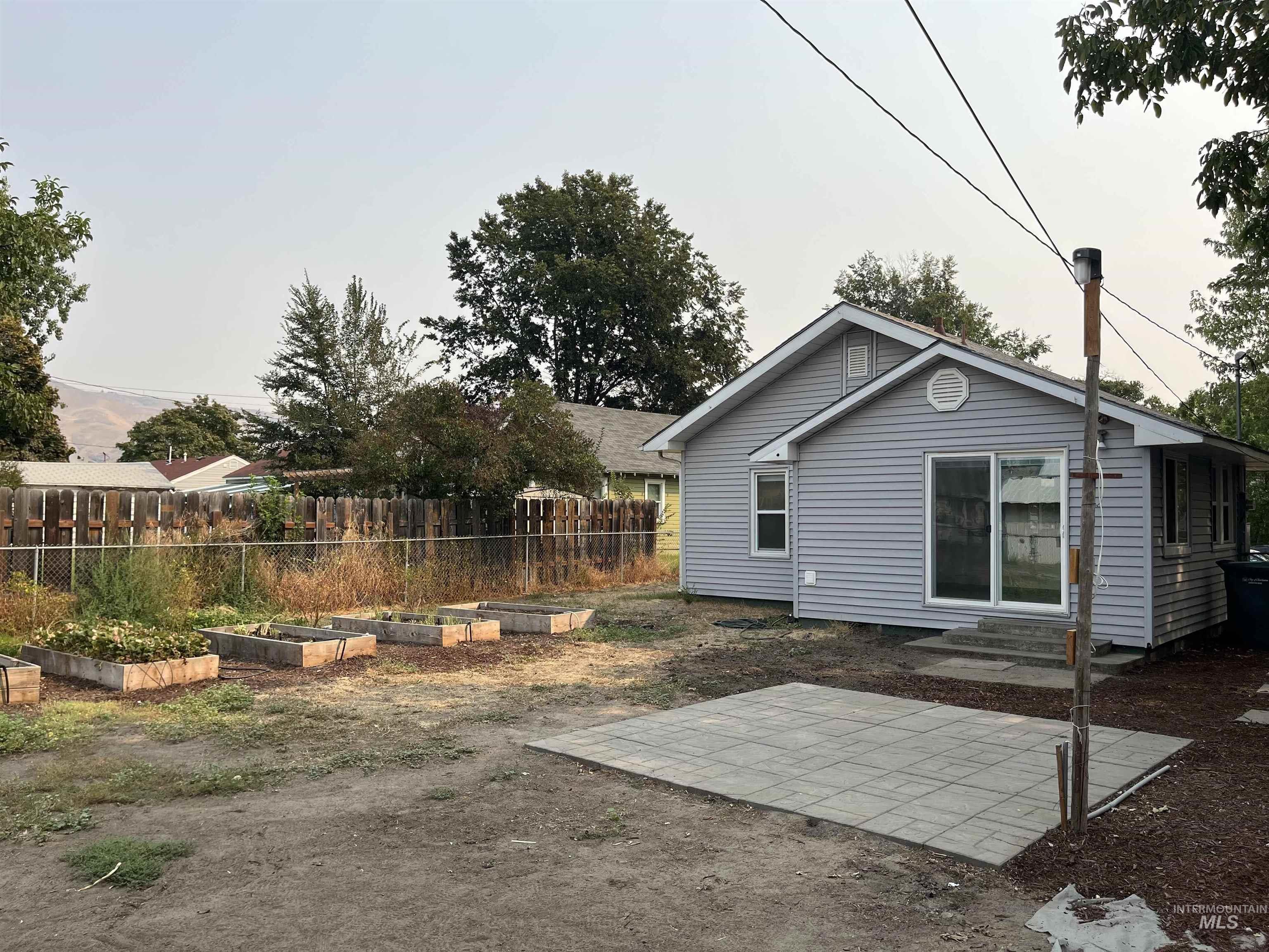 628 3rd Street, Clarkston, Washington 99403, 2 Bedrooms, 1 Bathroom, Residential For Sale, Price $240,000, 98960554