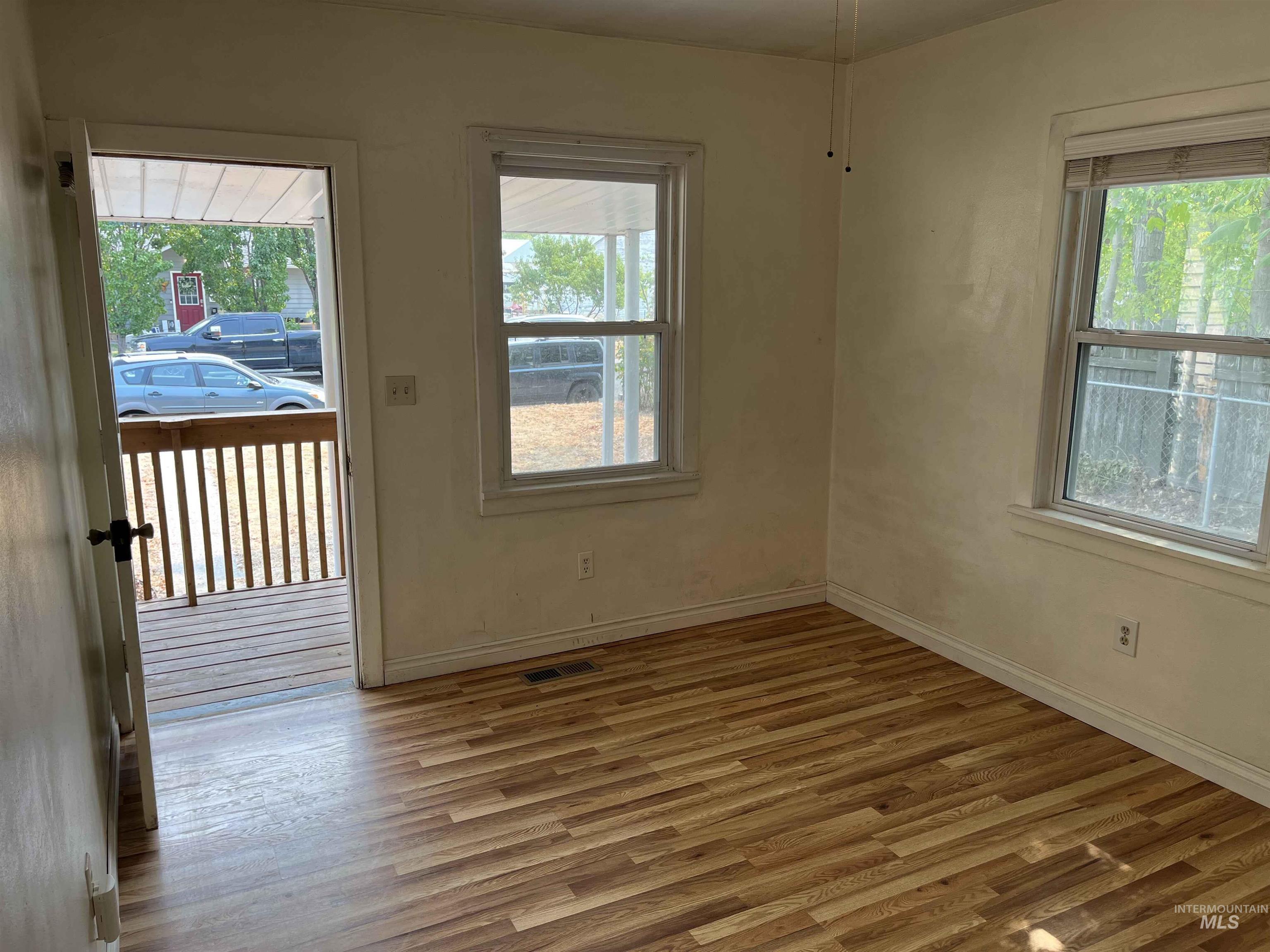628 3rd Street, Clarkston, Washington 99403, 2 Bedrooms, 1 Bathroom, Residential For Sale, Price $240,000, 98960554