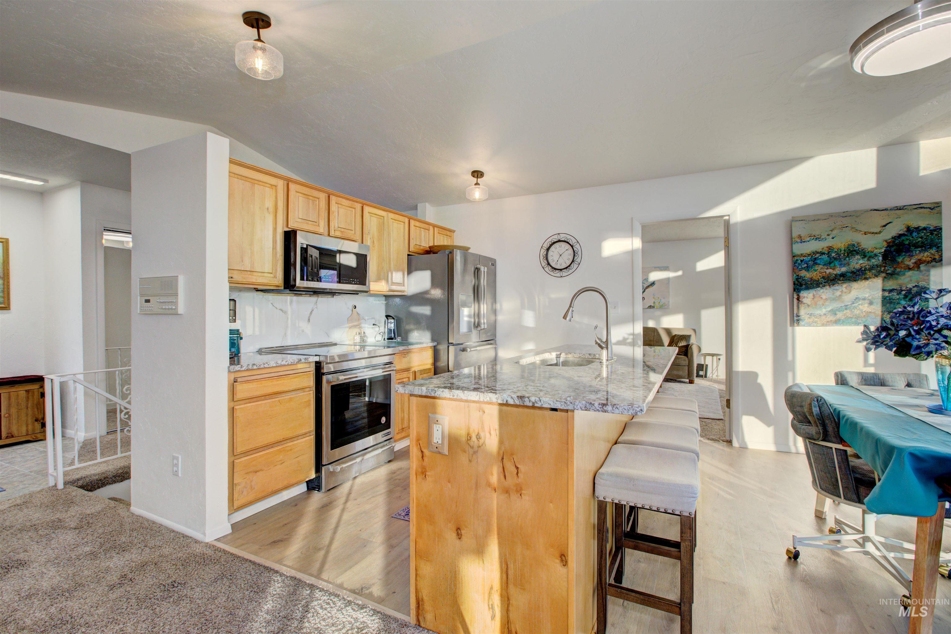 4420 N Ginzel Street, Boise, Idaho 83703, 2 Bedrooms, 2 Bathrooms, Residential Income For Sale, Price $889,000, 98960562