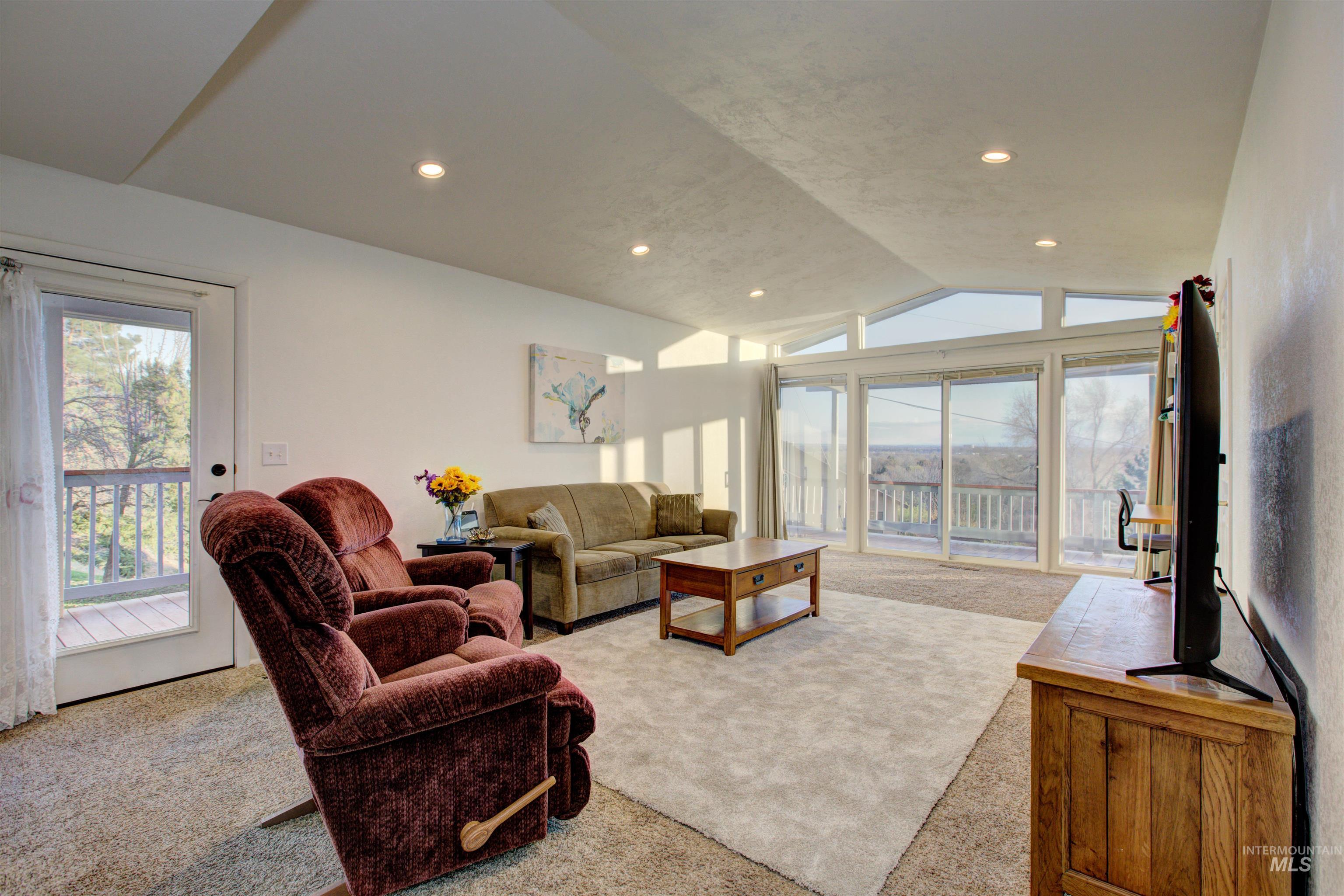 4420 N Ginzel Street, Boise, Idaho 83703, 2 Bedrooms, 2 Bathrooms, Residential Income For Sale, Price $889,000, 98960562