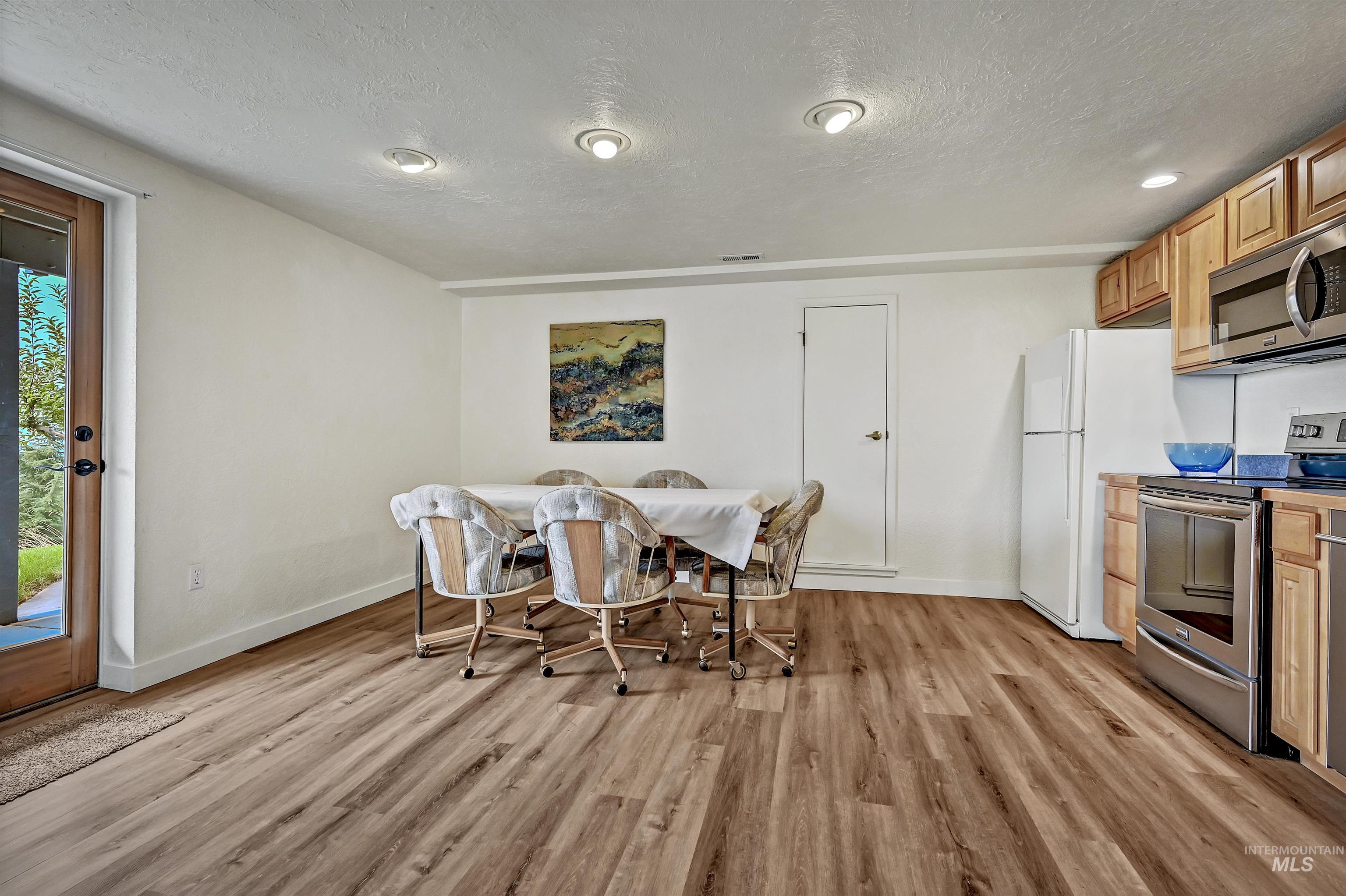 4420 N Ginzel Street, Boise, Idaho 83703, 2 Bedrooms, 2 Bathrooms, Residential Income For Sale, Price $889,000, 98960562