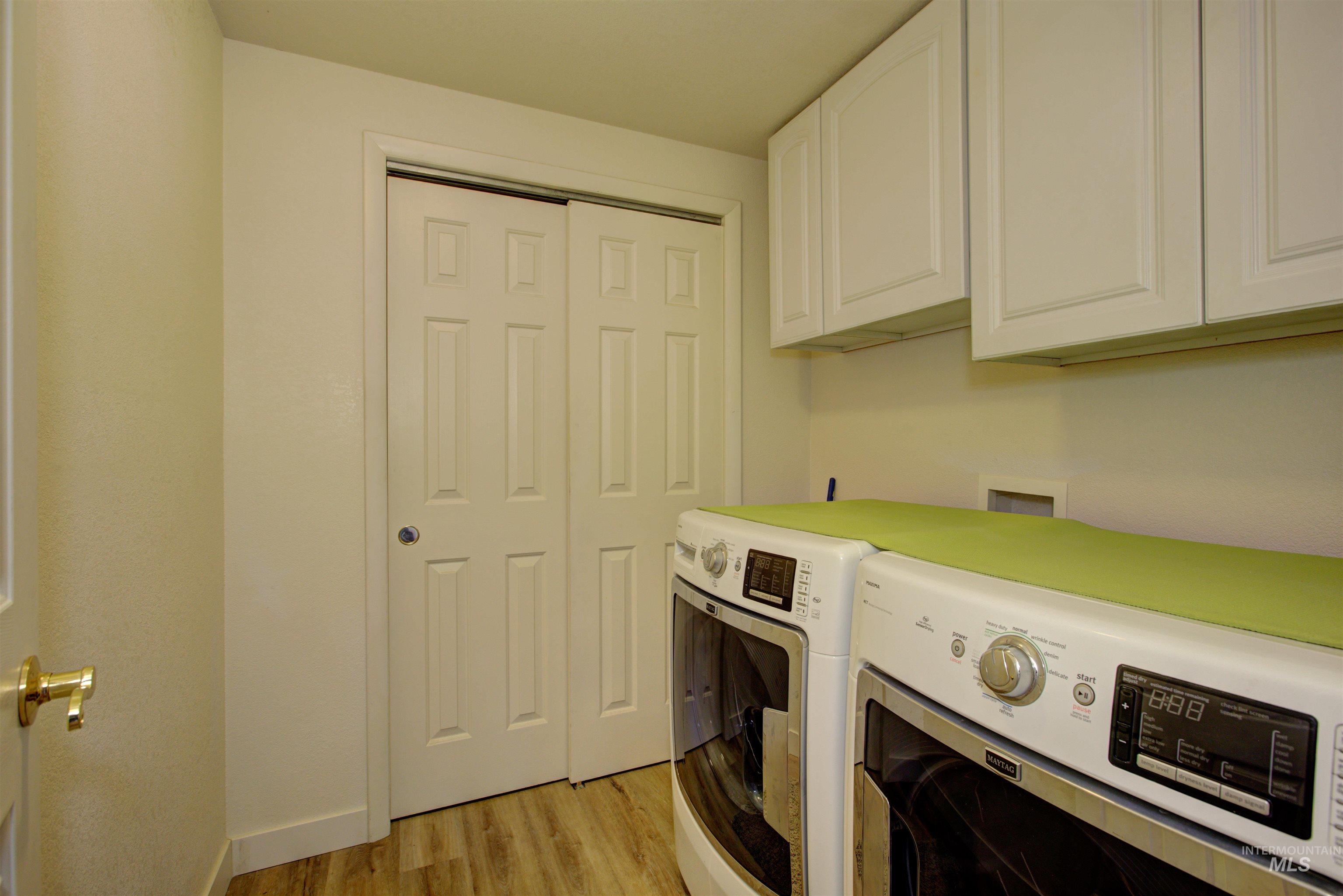 4420 N Ginzel Street, Boise, Idaho 83703, 2 Bedrooms, 2 Bathrooms, Residential Income For Sale, Price $889,000, 98960562