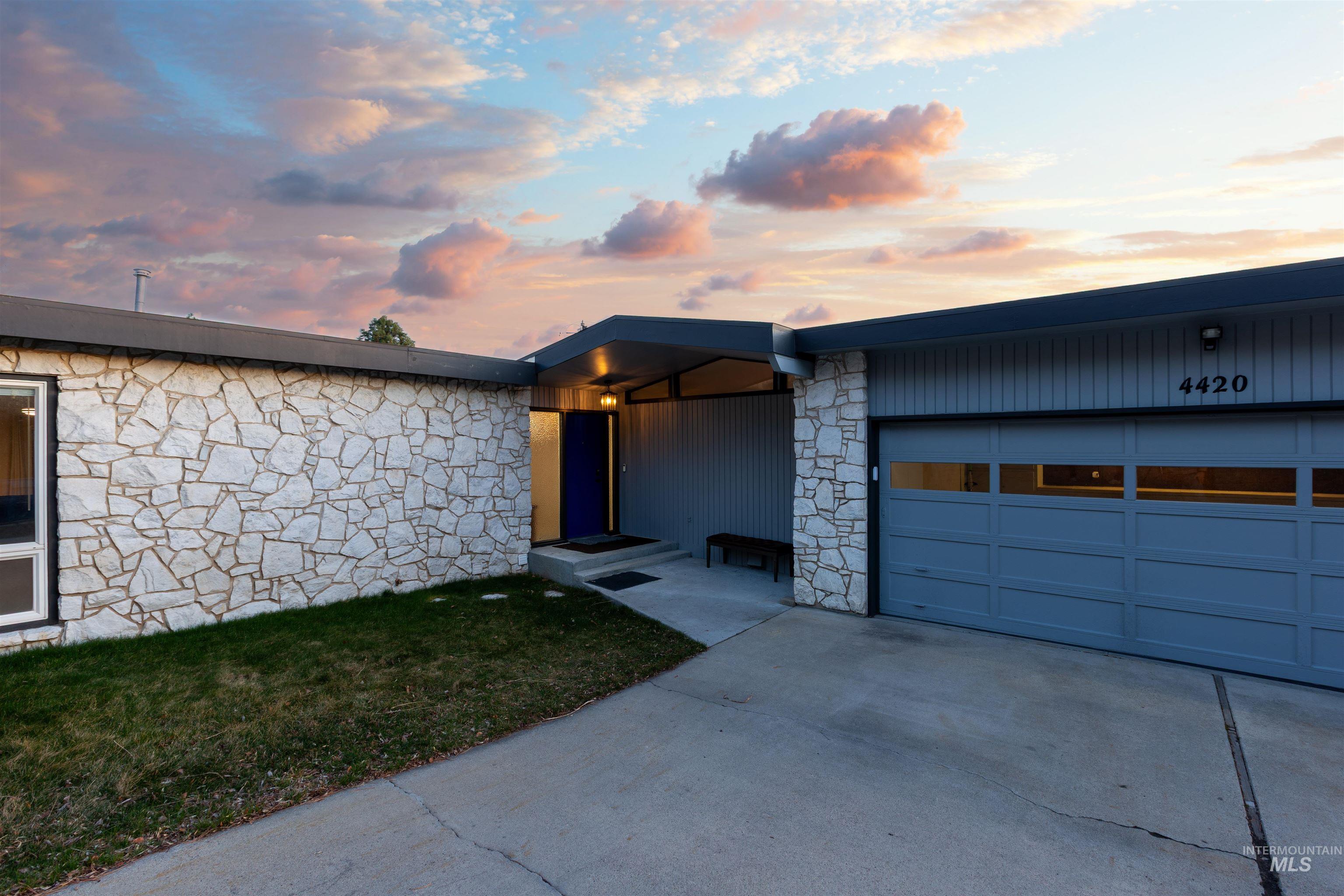 4420 N Ginzel Street, Boise, Idaho 83703, 2 Bedrooms, 2 Bathrooms, Residential Income For Sale, Price $889,000, 98960562