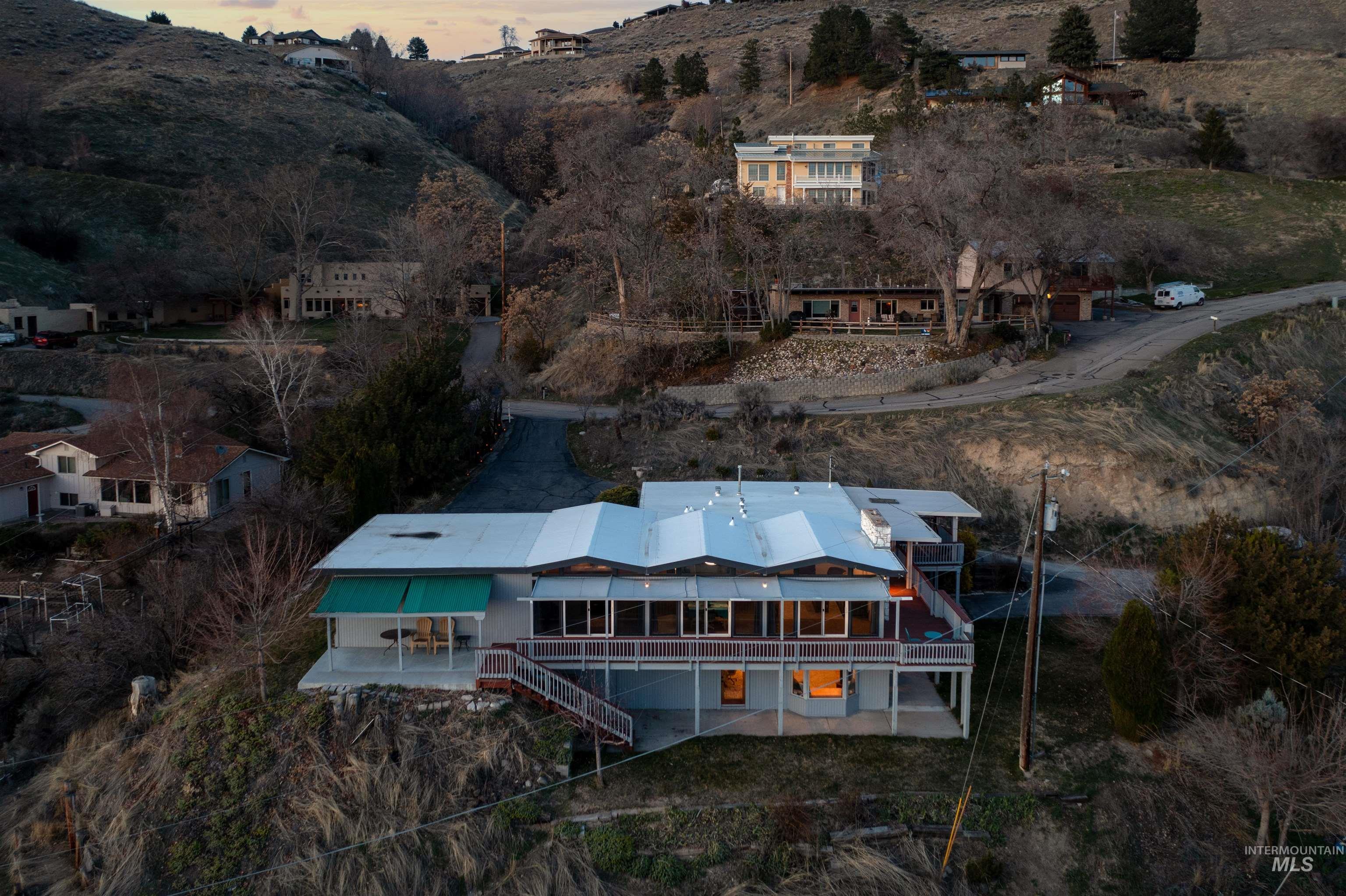 4420 N Ginzel Street, Boise, Idaho 83703, 2 Bedrooms, 2 Bathrooms, Residential Income For Sale, Price $889,000, 98960562